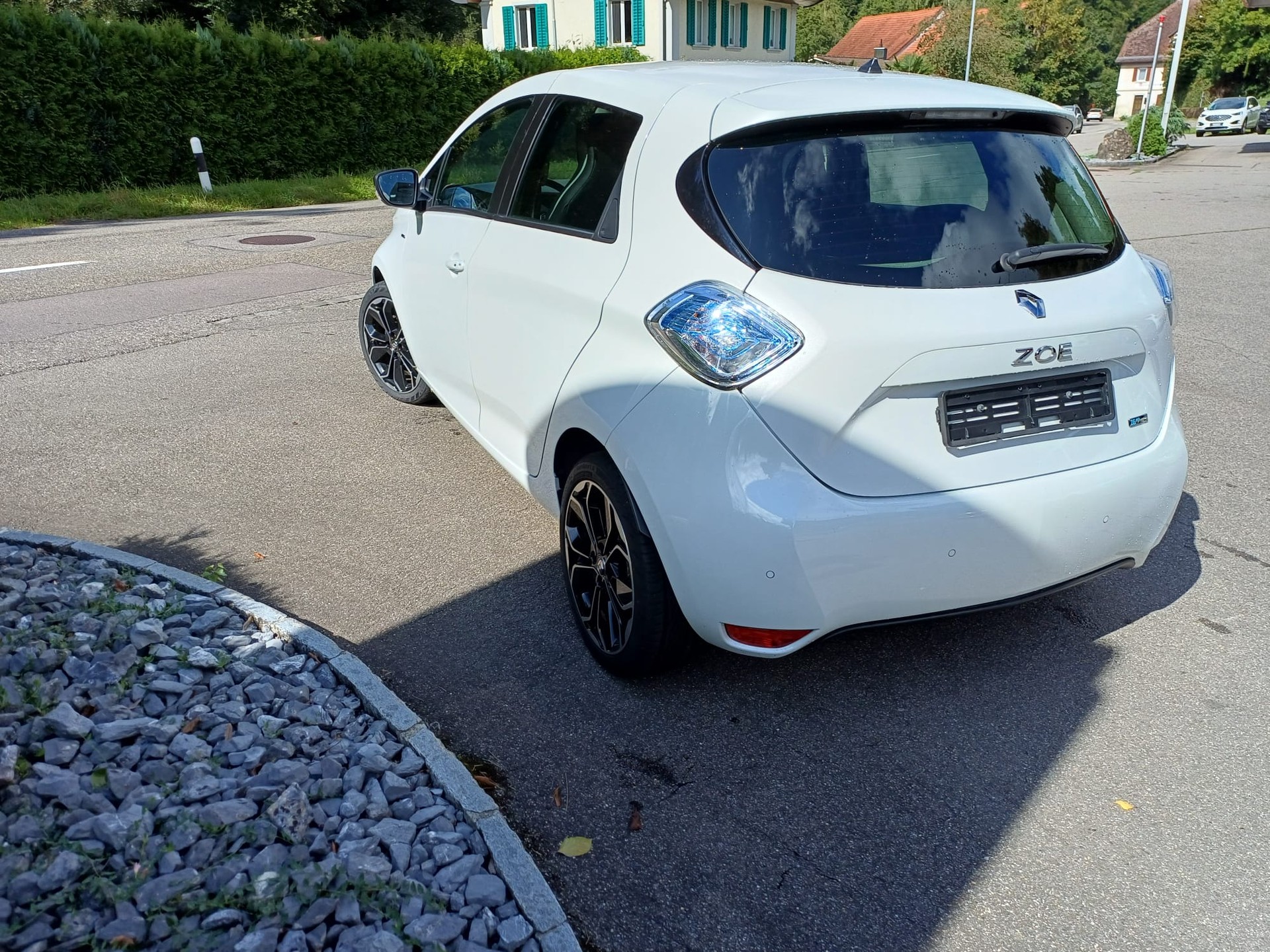 RENAULT Zoe Limited R110 (Batterie Miete)-showroom-element-1