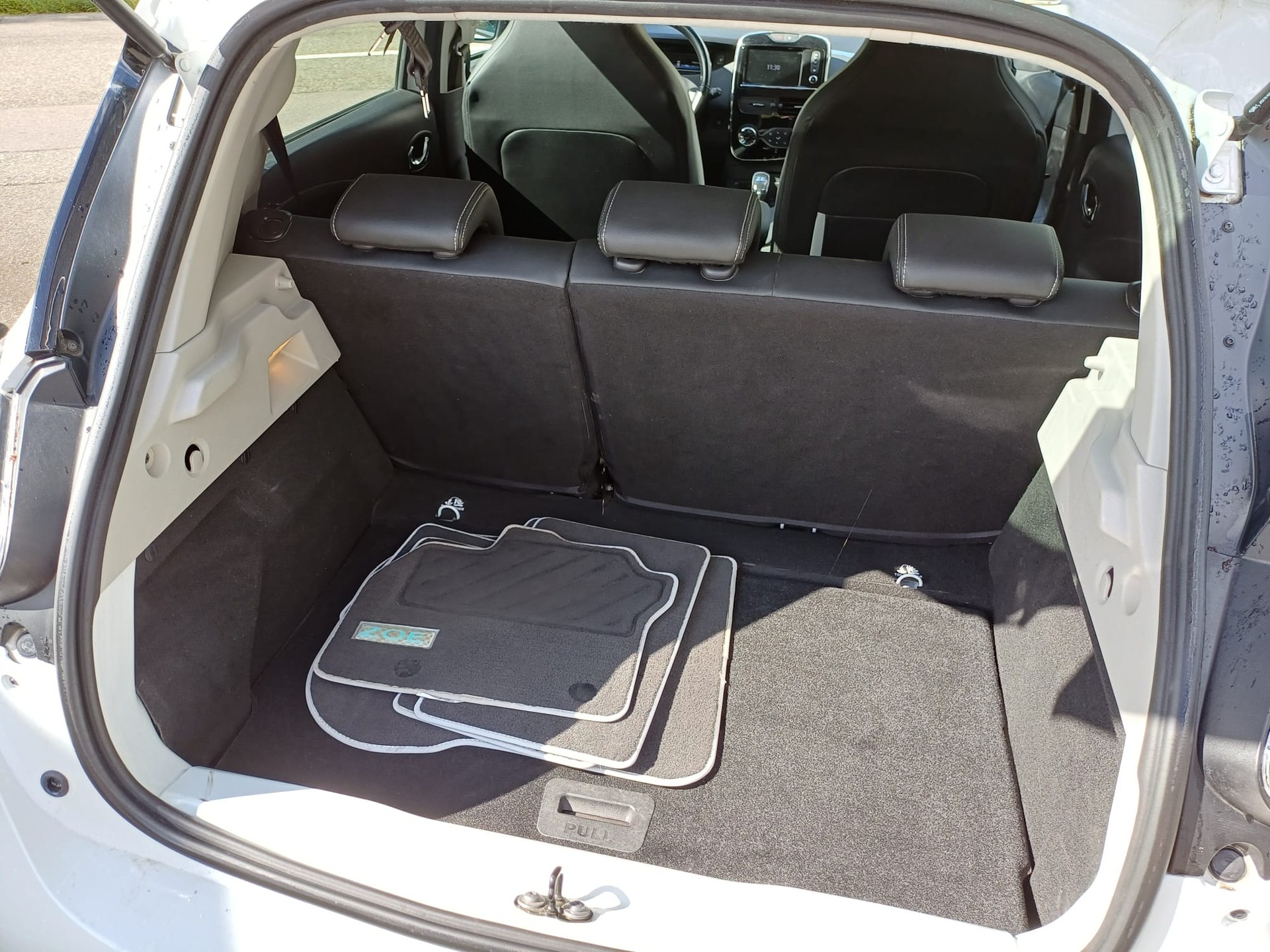 RENAULT Zoe Limited R110 (Batterie Miete)-image-6