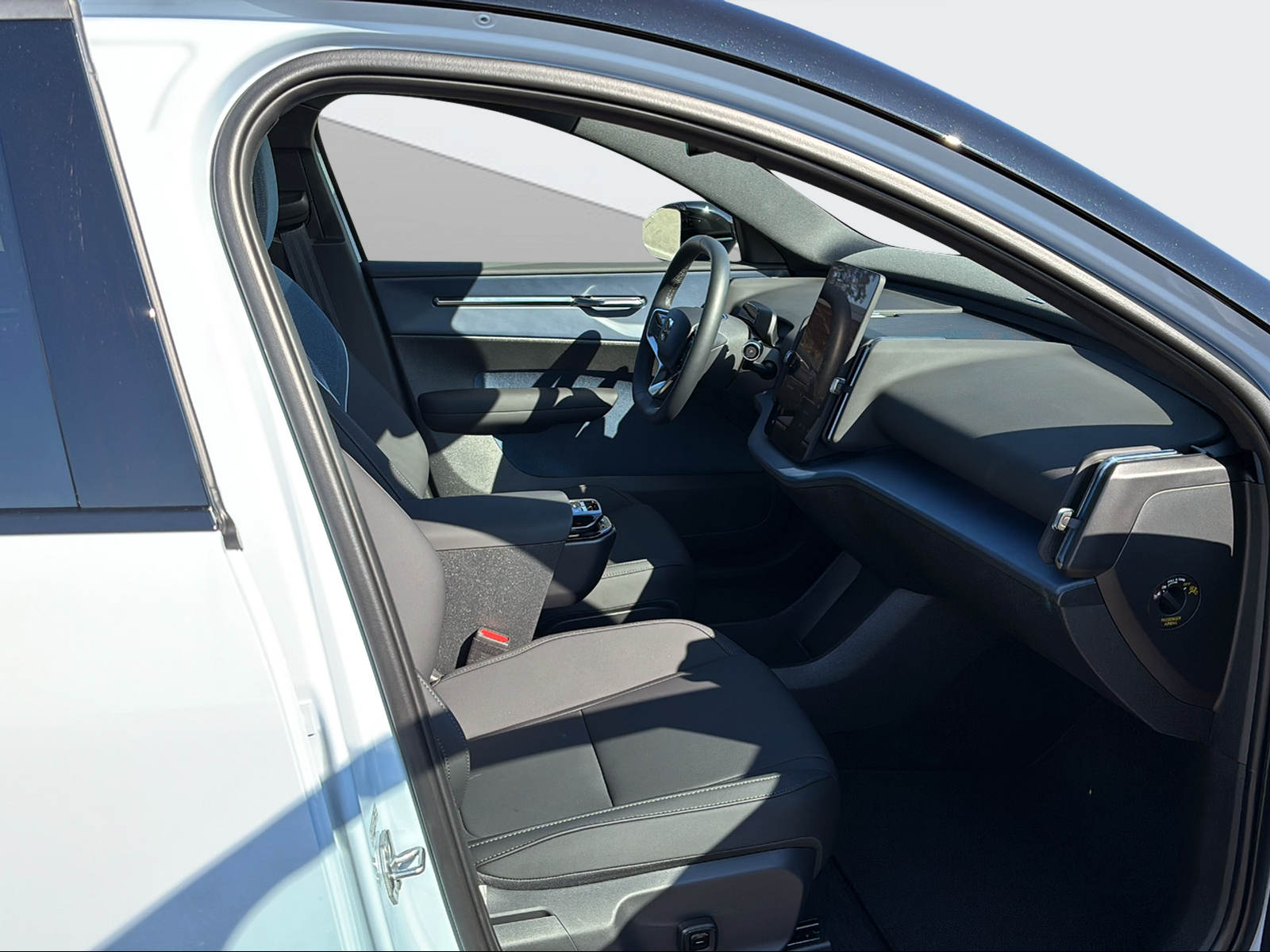 VOLVO EX 30 E60 Twin Ultra Performance AWD-image-14
