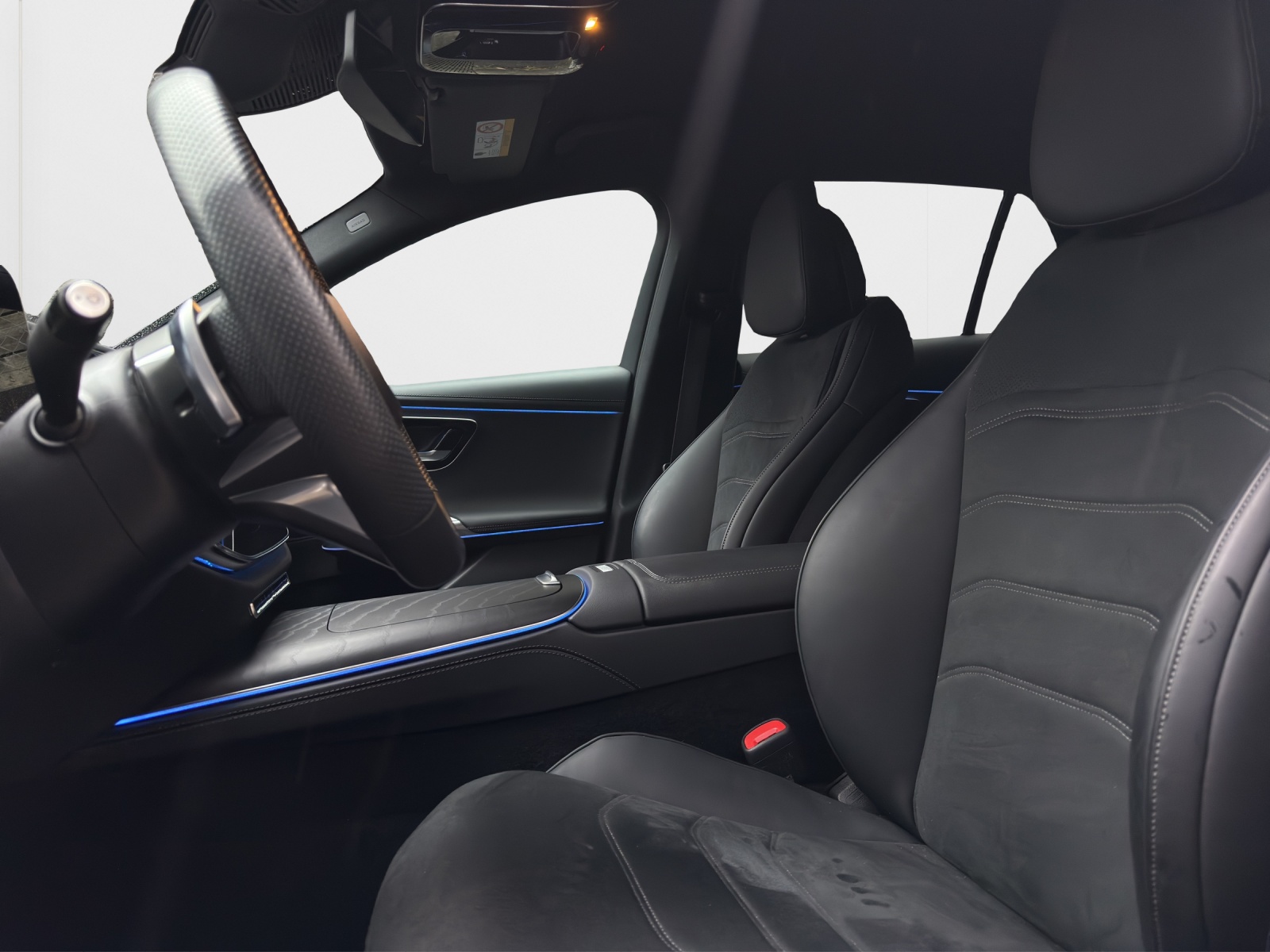 MERCEDES-BENZ E 300 de T 4Matic 9G-Tronic-image-7