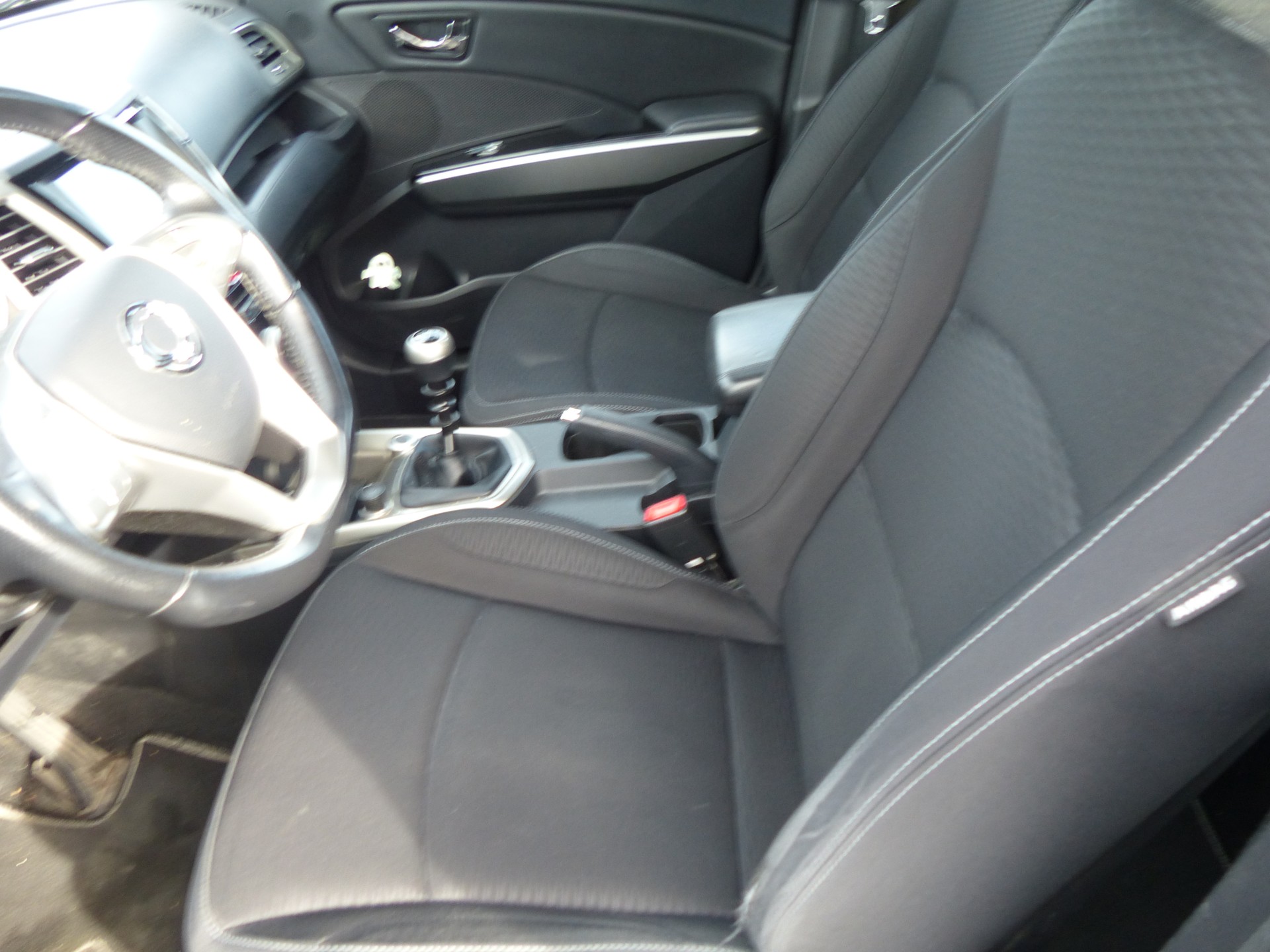 KGM-SsangYong Tivoli 1.6 eXDi Crystal 4WD-image-21