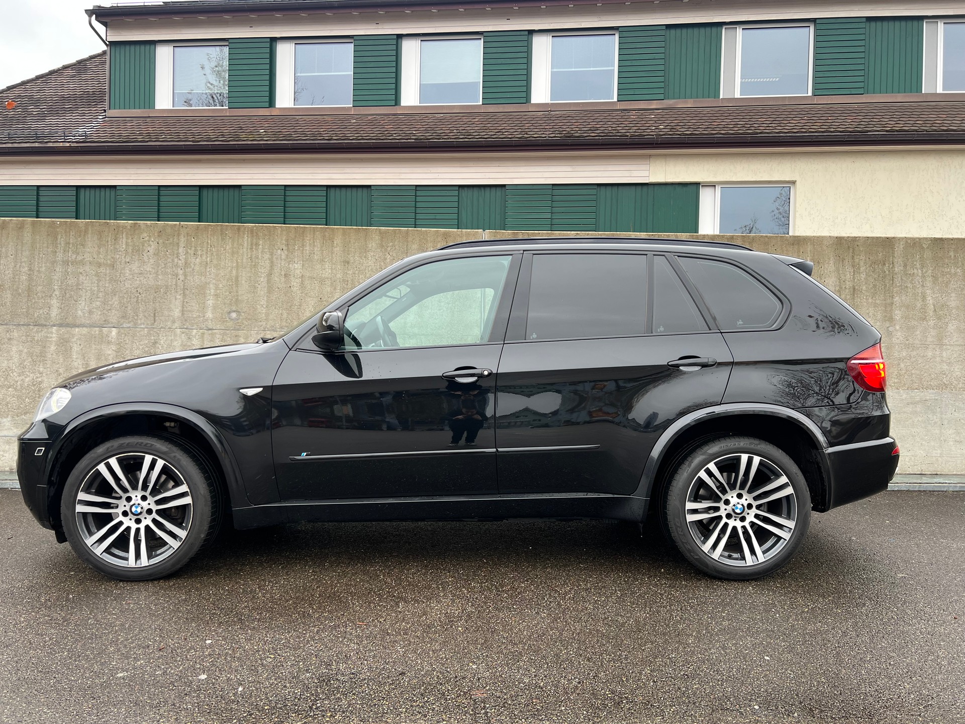 BMW X5 xDrive 40d Steptronic-image-1