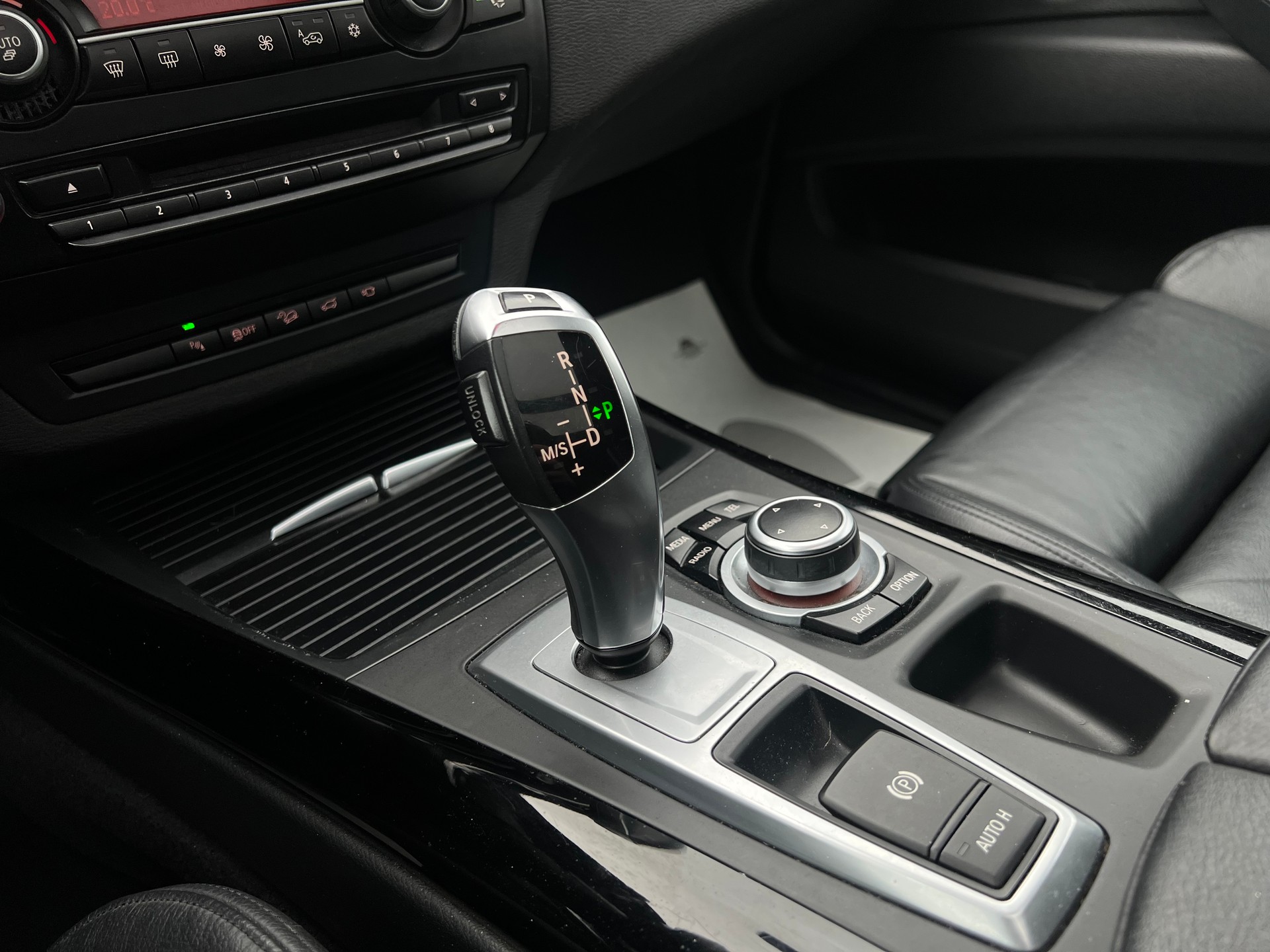 BMW X5 xDrive 40d Steptronic-image-9