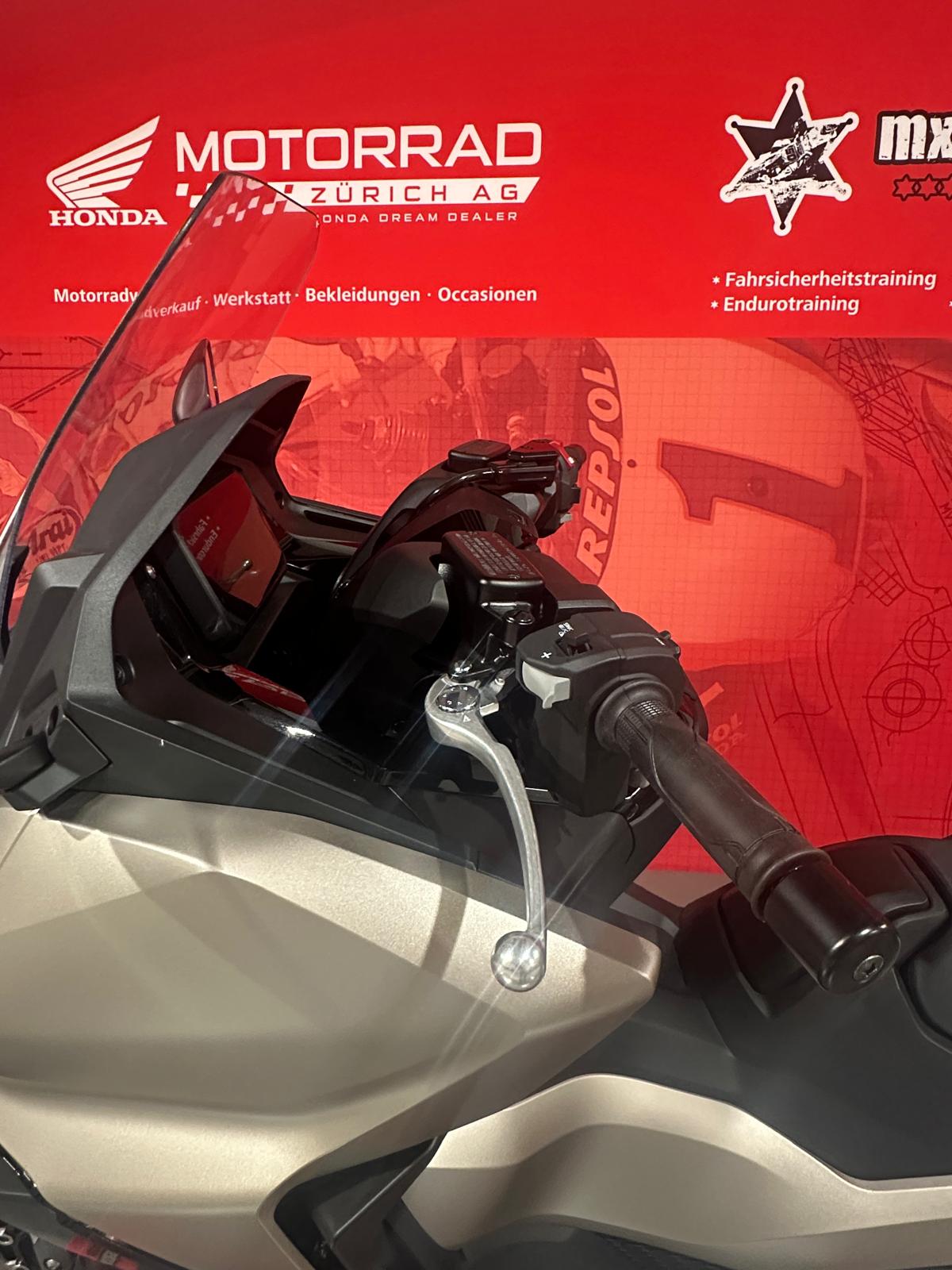 HONDA FORZA 750*Modell 2026**Neufahrzeug**Matte Warm Ash Metallic**Jetzt reservieren möglich-image-10