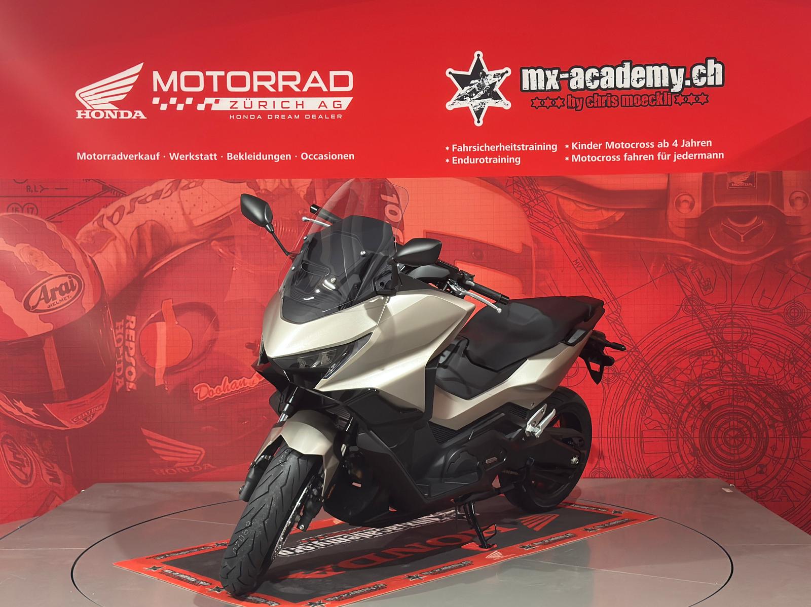 HONDA FORZA 750*Modell 2026**Neufahrzeug**Matte Warm Ash Metallic**Jetzt reservieren möglich-image-3