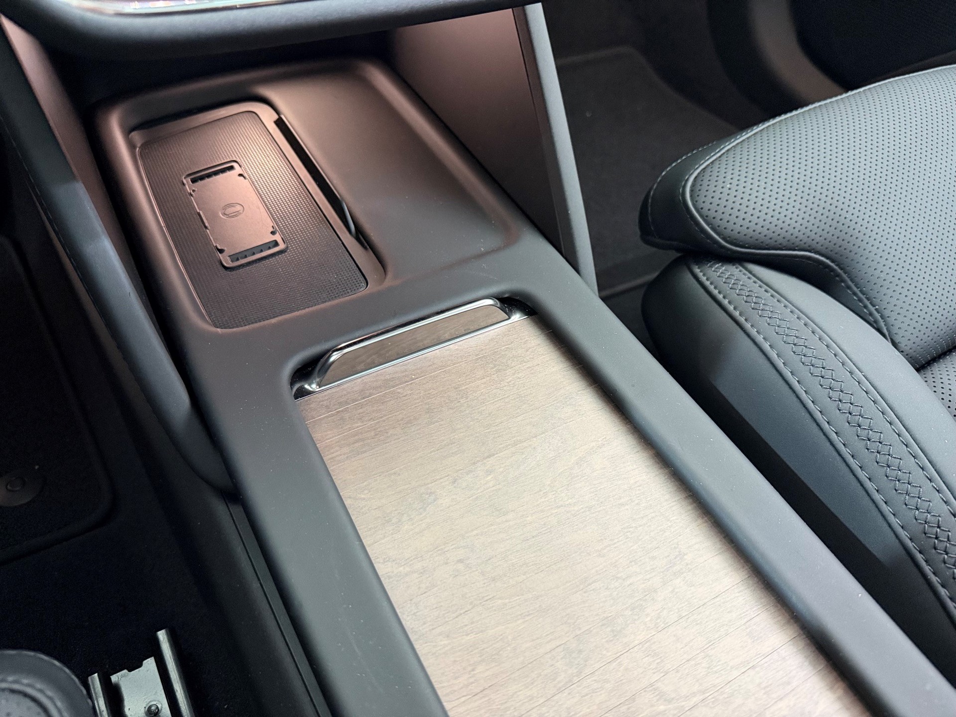 VOLVO ES90 Ultra-image-14