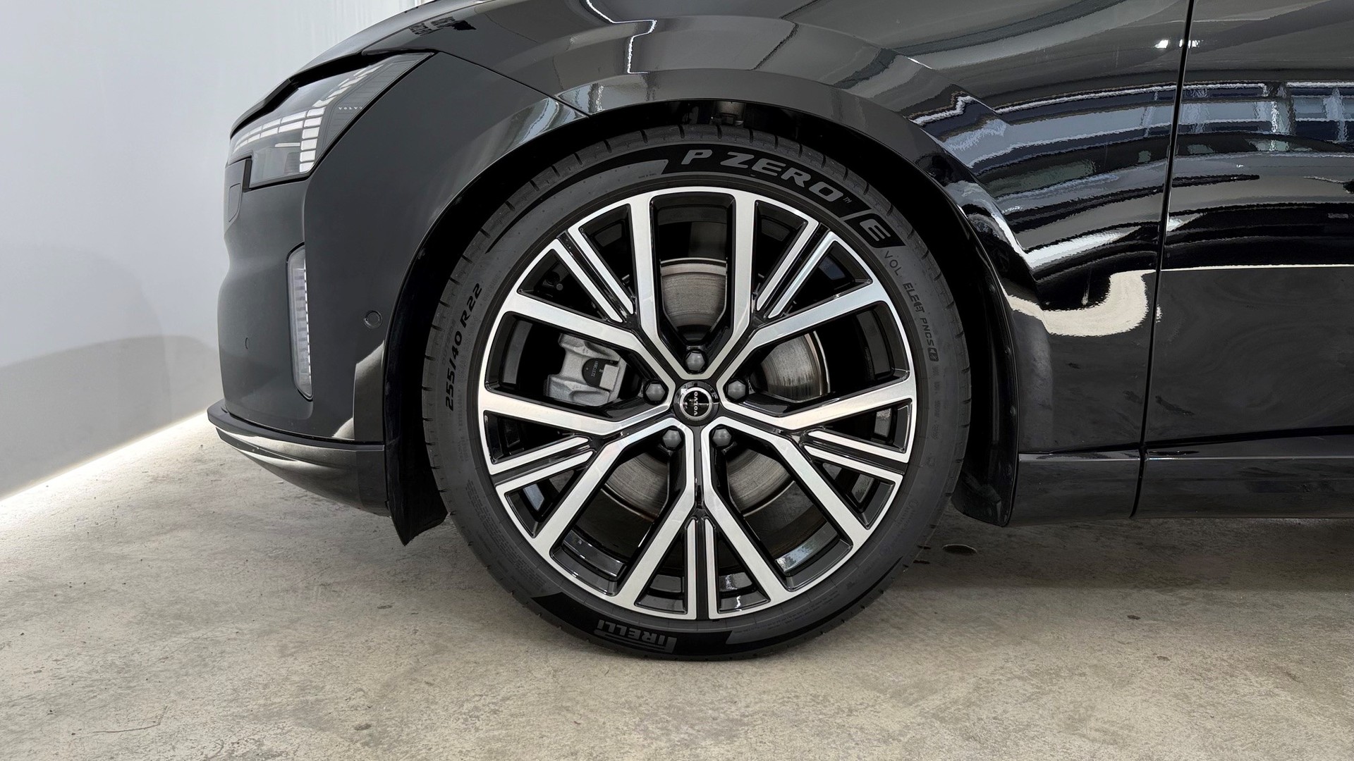 VOLVO ES90 Ultra-image-9