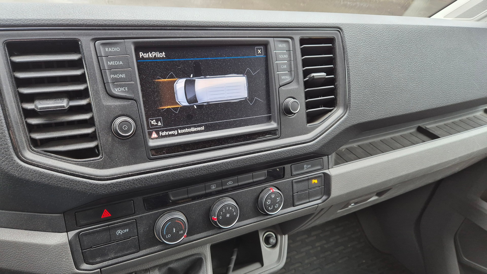 VW Crafter 35 2.0 TDI Entry L3-image-9