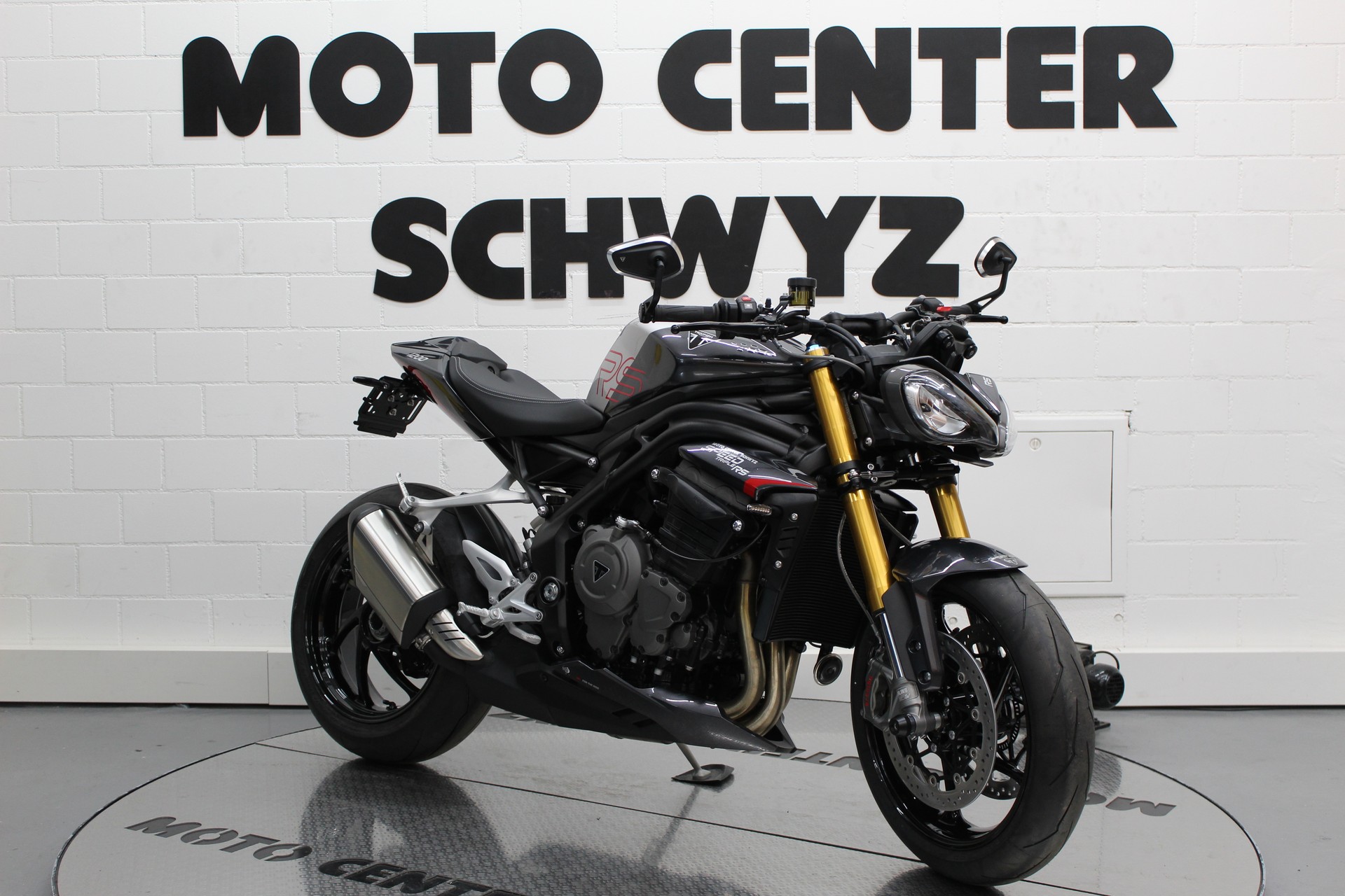 TRIUMPH Speed Triple 1200 RS-image-1