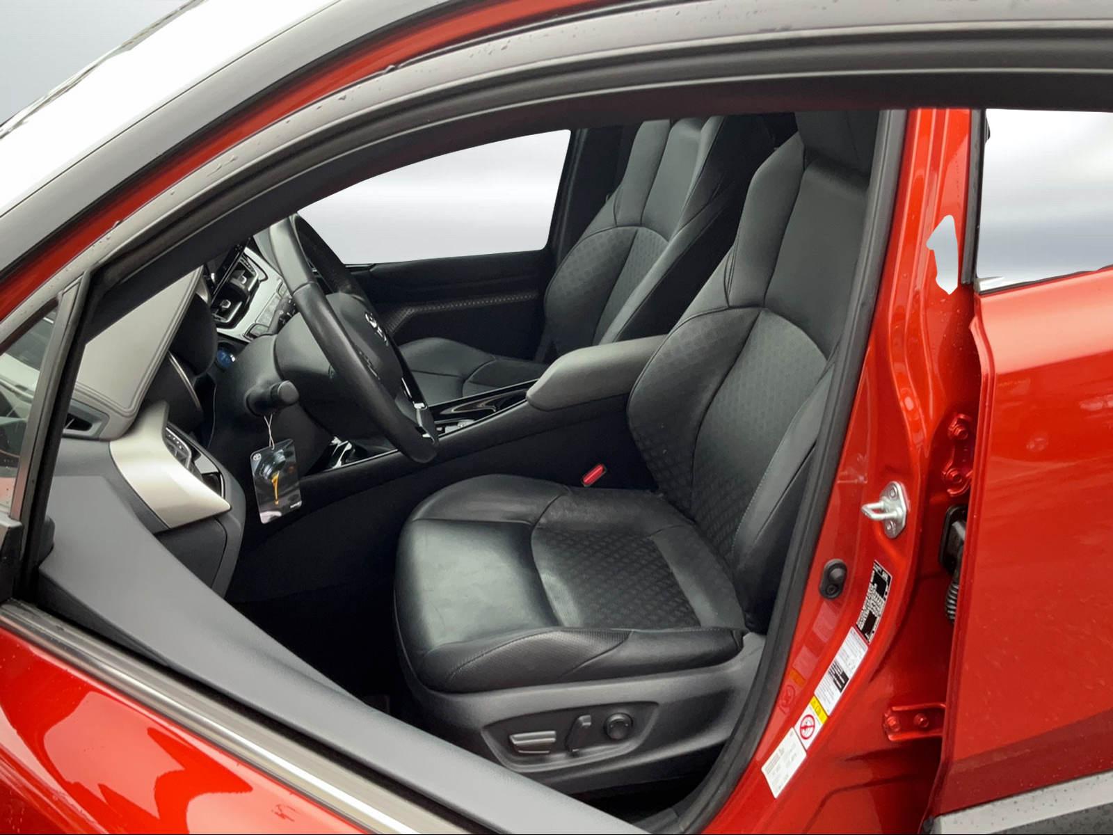 TOYOTA C-HR 2.0 VVTi HSD Launch Edition-image-4