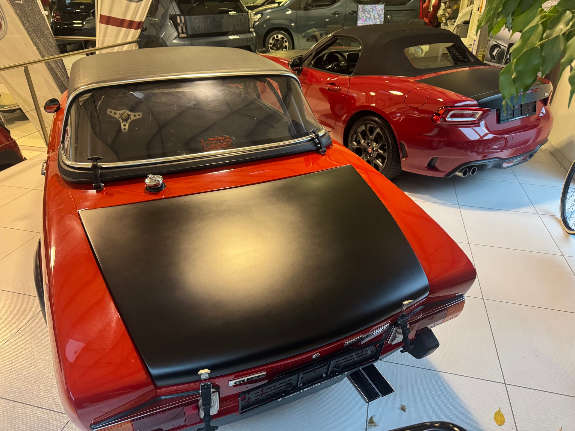 FIAT 124 Spider 1.4 TB Abarth Automatic-image-12