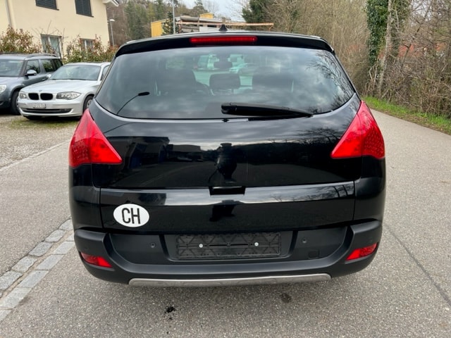 PEUGEOT 3008 1.6 16V T Sport Pack-image-4