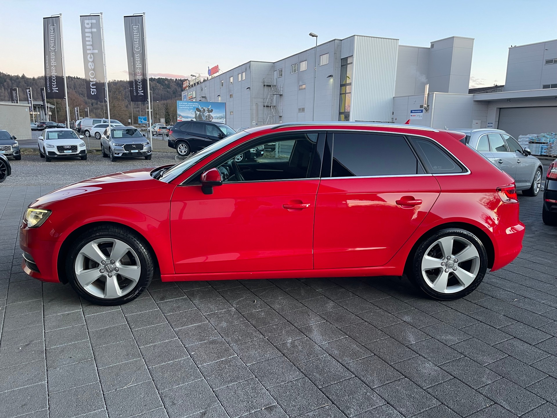 AUDI A3 Sportback 1.4 TFSI Ambiente-image-7