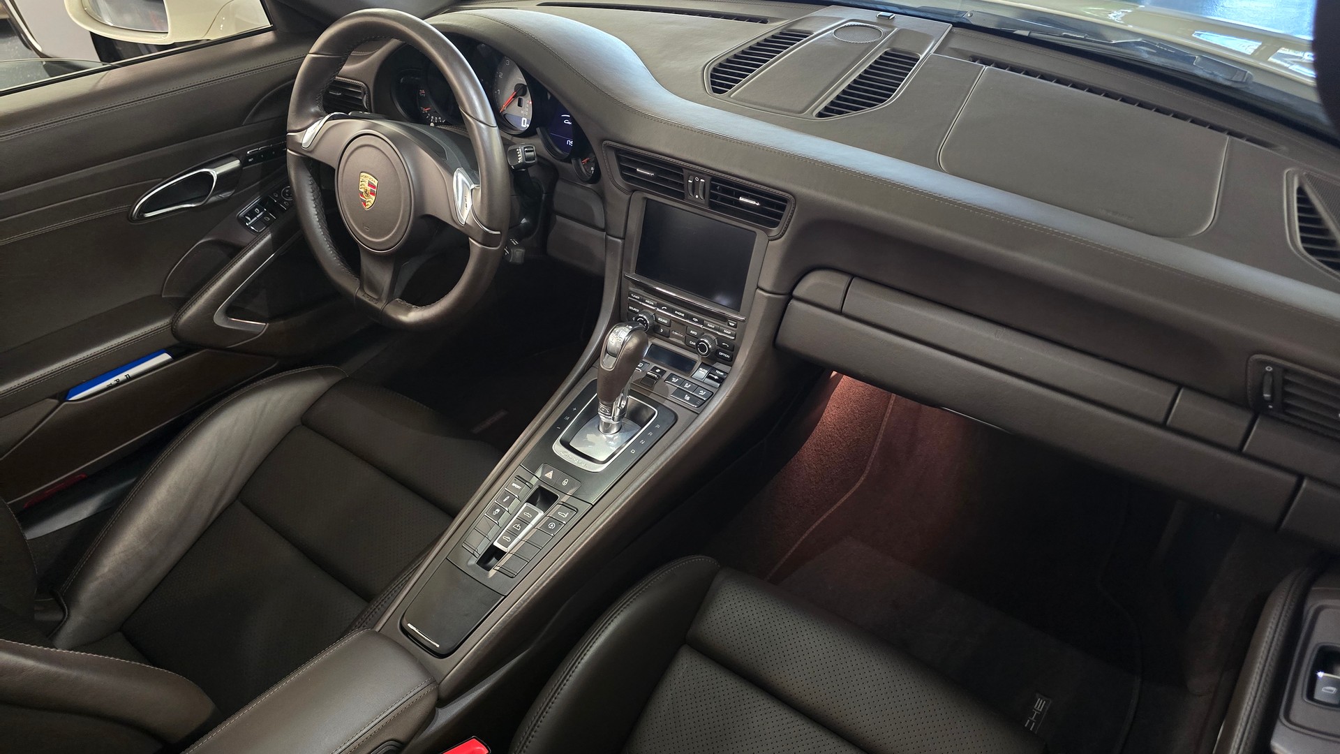 PORSCHE 911 Cabrio Carrera 4S PDK-image-21
