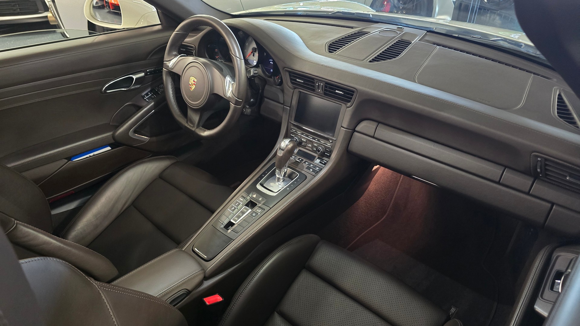 PORSCHE 911 Cabrio Carrera 4S PDK-image-20