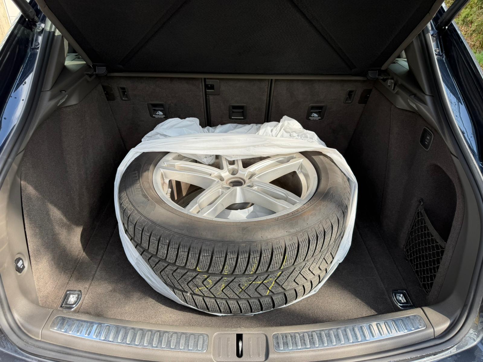 PORSCHE Macan GTS PDK 'Porsche Approved Garantie'-image-13
