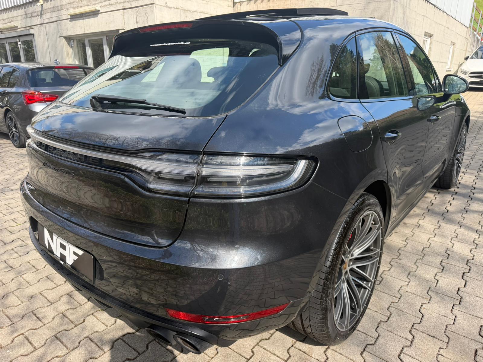 PORSCHE Macan GTS PDK 'Porsche Approved Garantie'-image-4