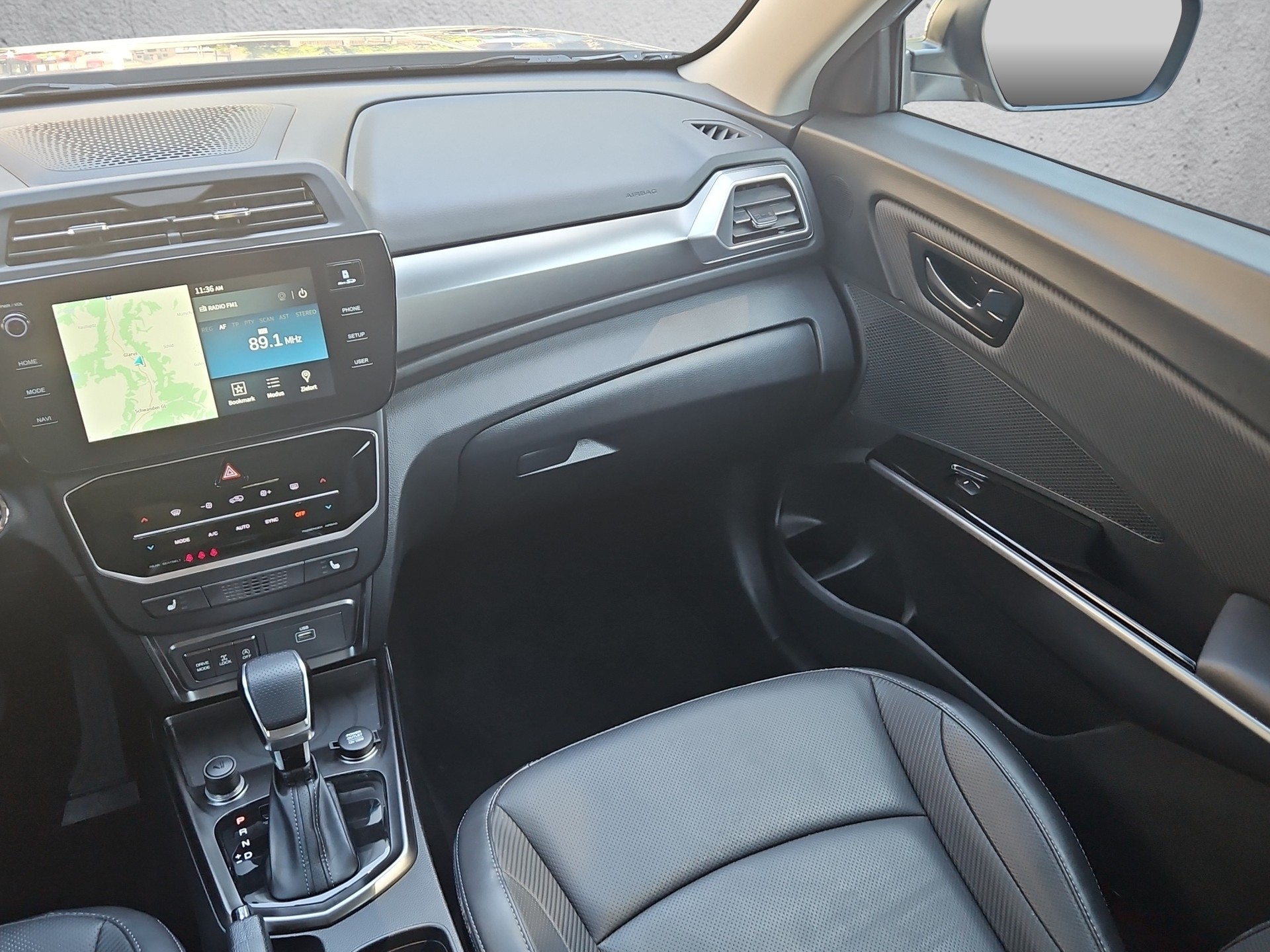 KGM-SsangYong Tivoli 1.5 T-GDI Titanium 4WD Automat-image-14