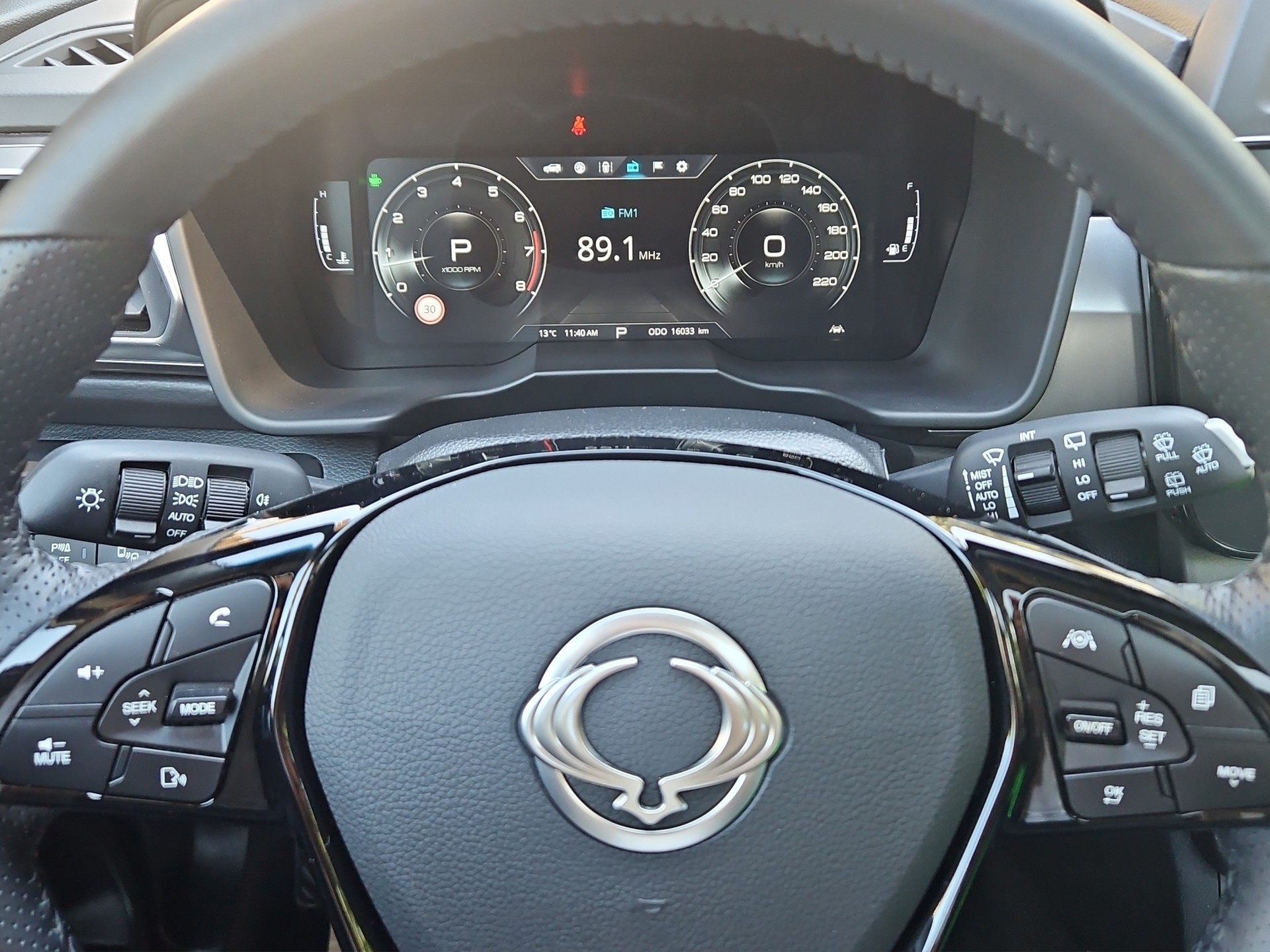 KGM-SsangYong Tivoli 1.5 T-GDI Titanium 4WD Automat-image-13