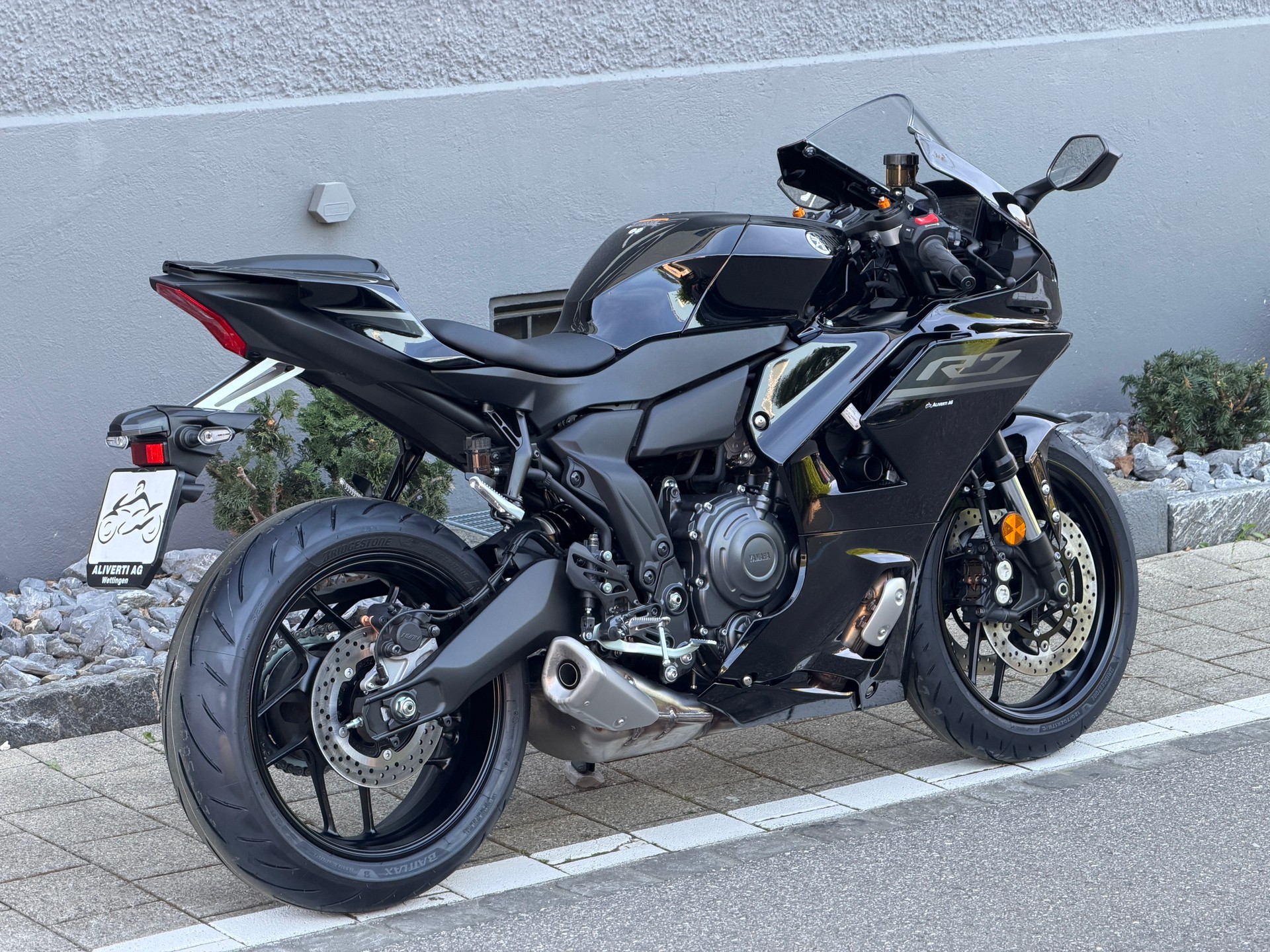 YAMAHA R7 (35kW) 2026-image-15