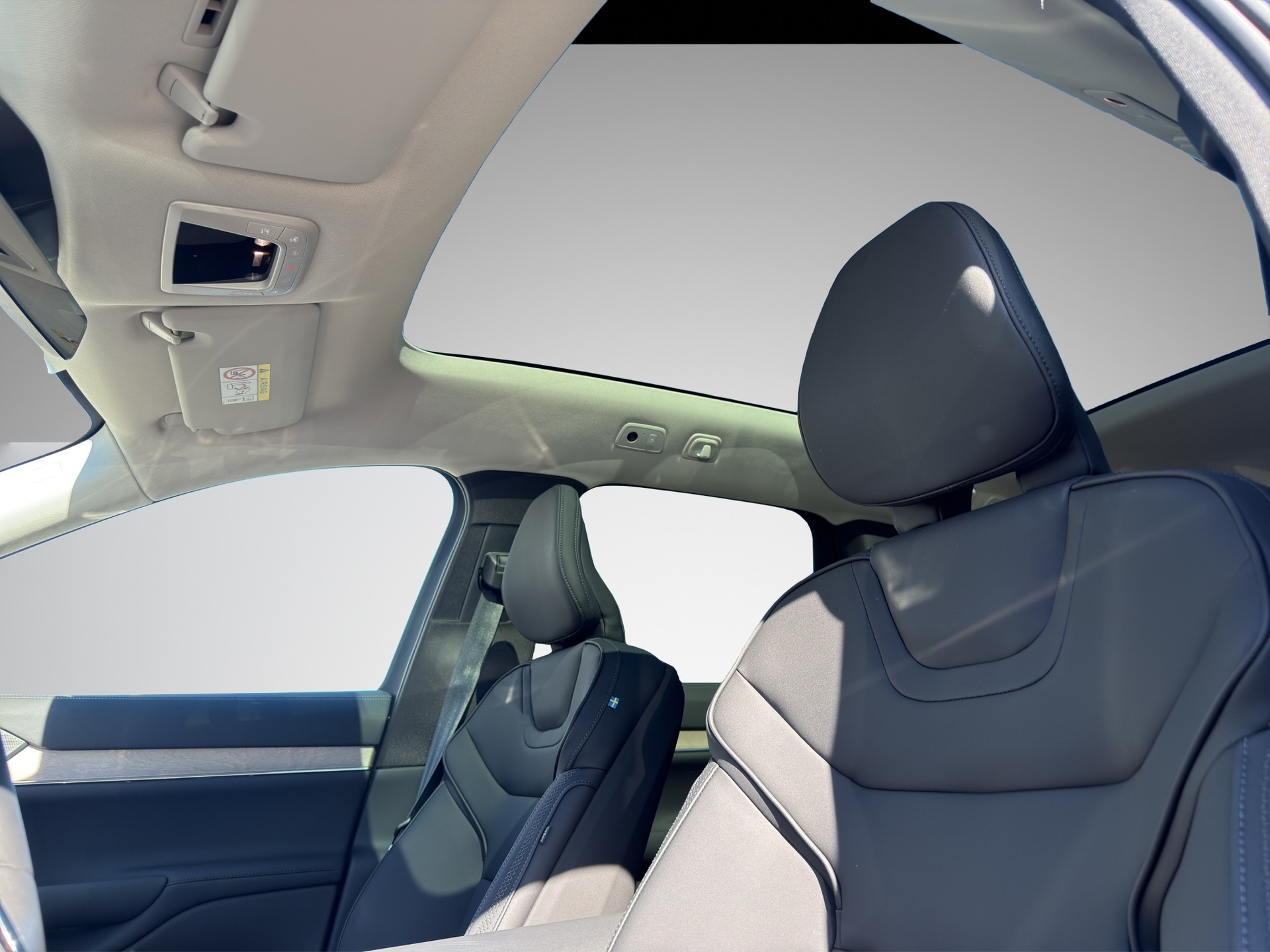 VOLVO EX90 Twin Plus AWD-image-15