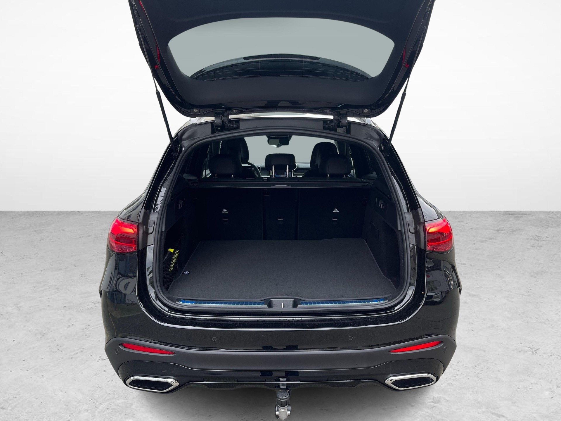MERCEDES-BENZ GLC 450 d 4MATIC AMG Line-image-11