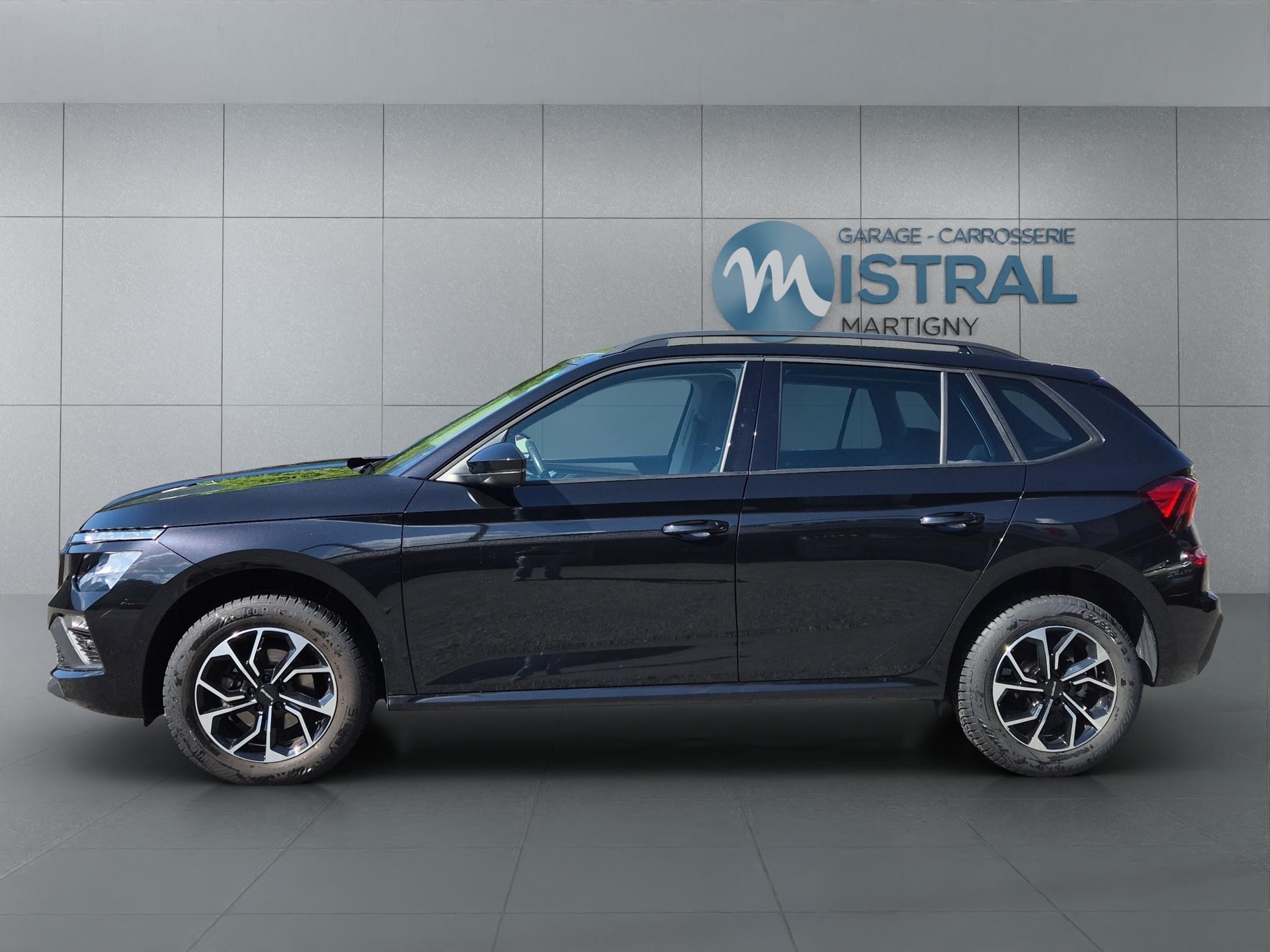 SKODA Kamiq 1.5 TSI Selection DSG-showroom-element-2