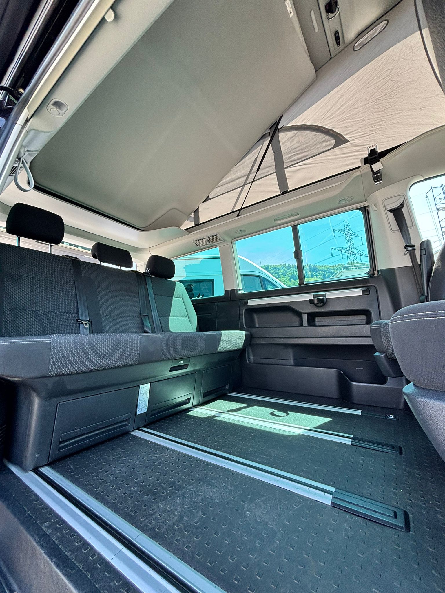 VW T6 California 2.0 TDI Beach 4Motion DSG-image-11