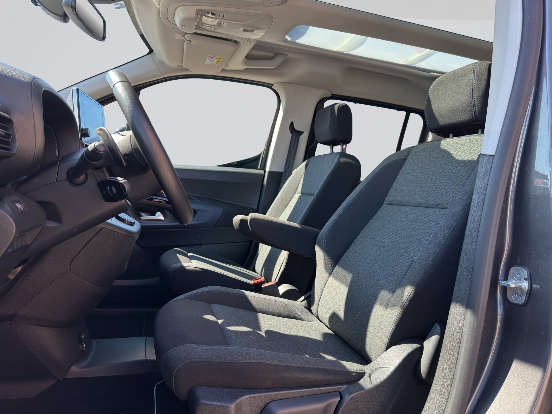 FIAT Doblo Kombi 1.5 BlueHDi-image-5