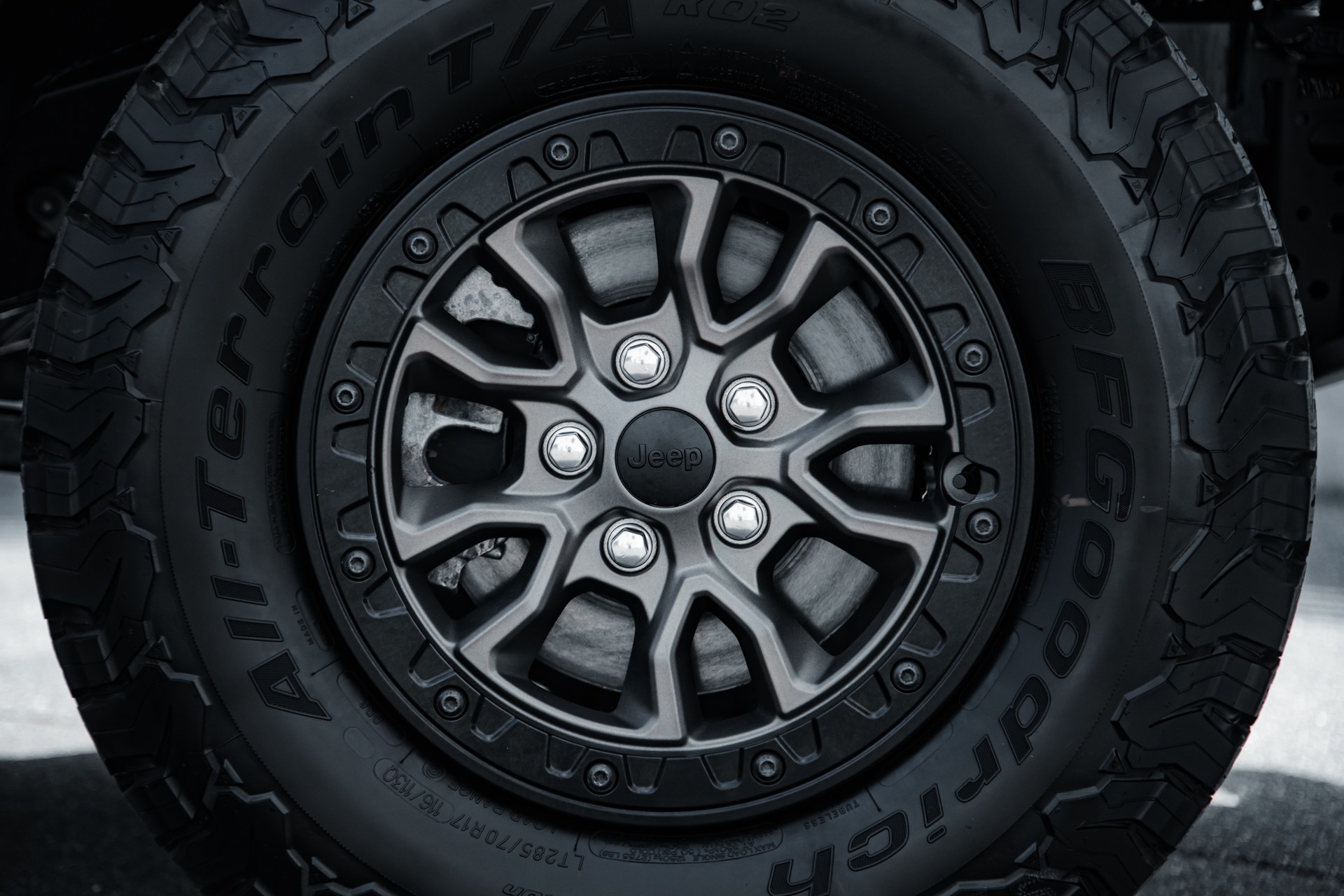 JEEP Wrangler Unl. Rubicon 392 V8 470PS-showroom-element-3