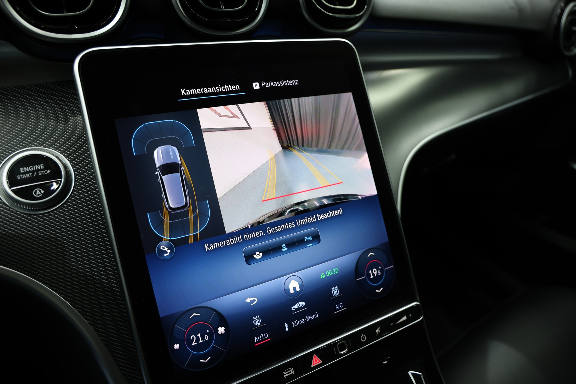 MERCEDES-BENZ C 220 d T 4Matic Avantgarde-image-22