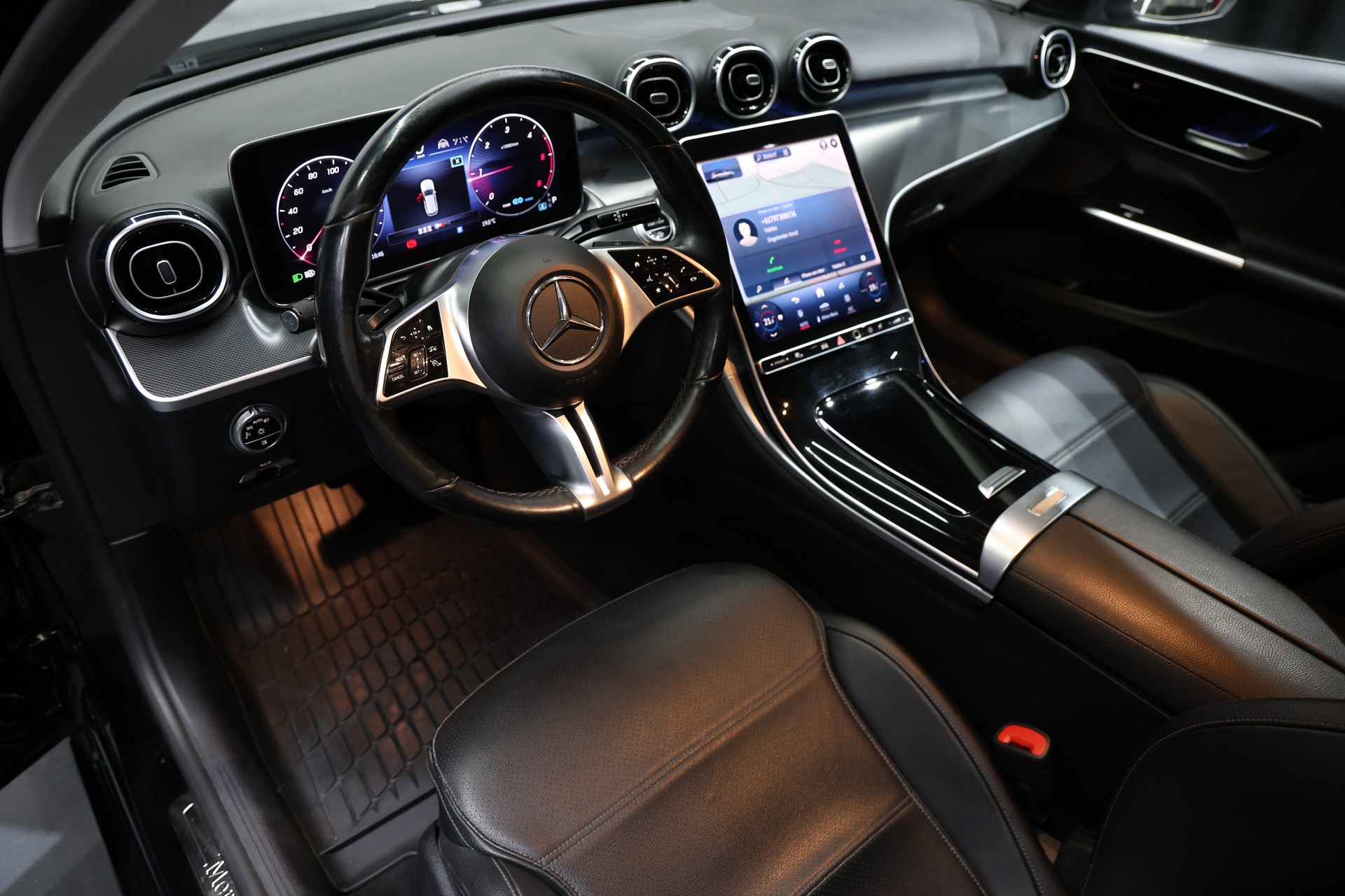 MERCEDES-BENZ C 220 d T 4Matic Avantgarde-image-20