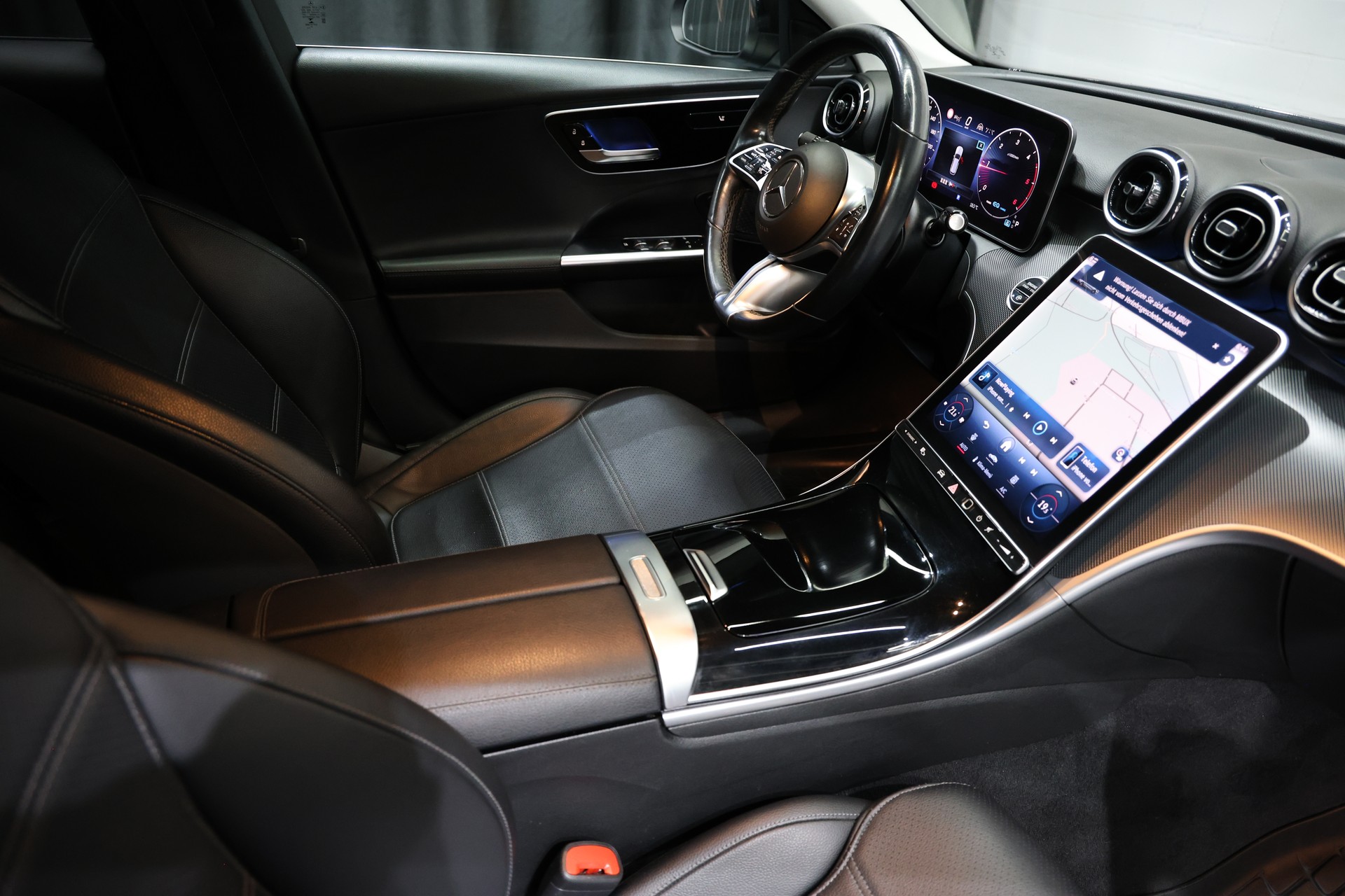 MERCEDES-BENZ C 220 d T 4Matic Avantgarde-image-4