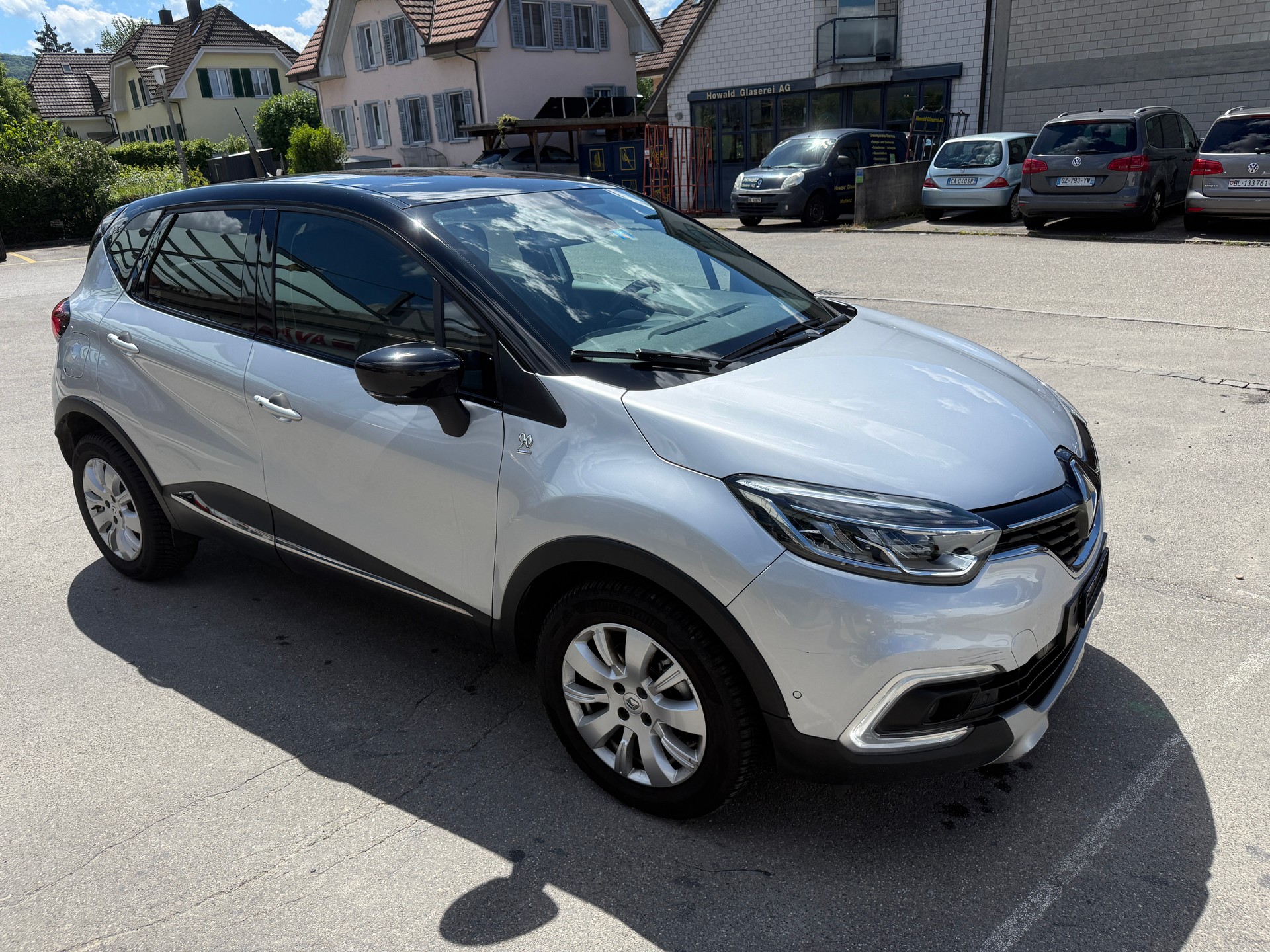RENAULT Captur 1.2 T 16V 90th Anniversary EDC