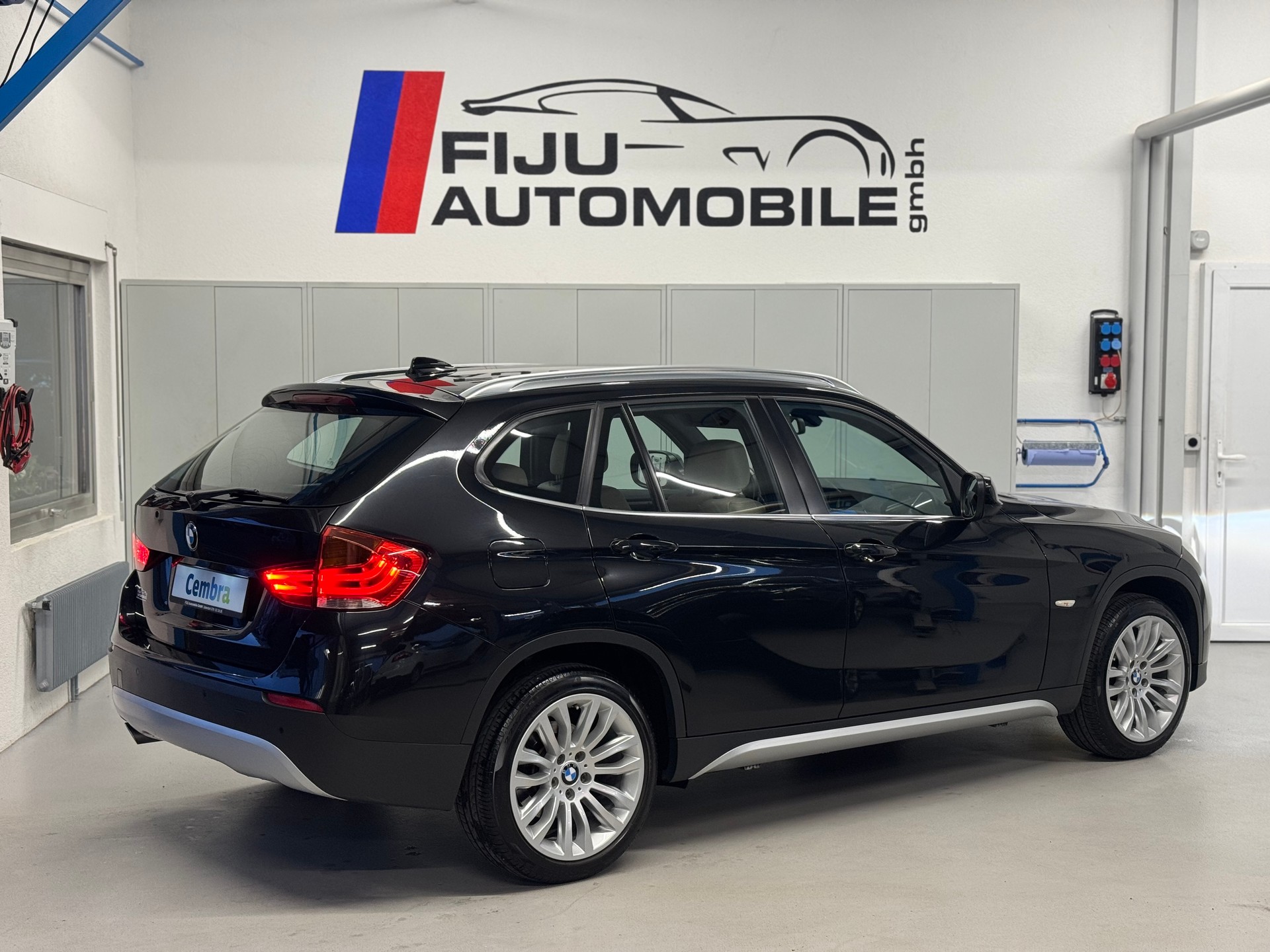 BMW X1 xDrive 23d Steptronic-image-3