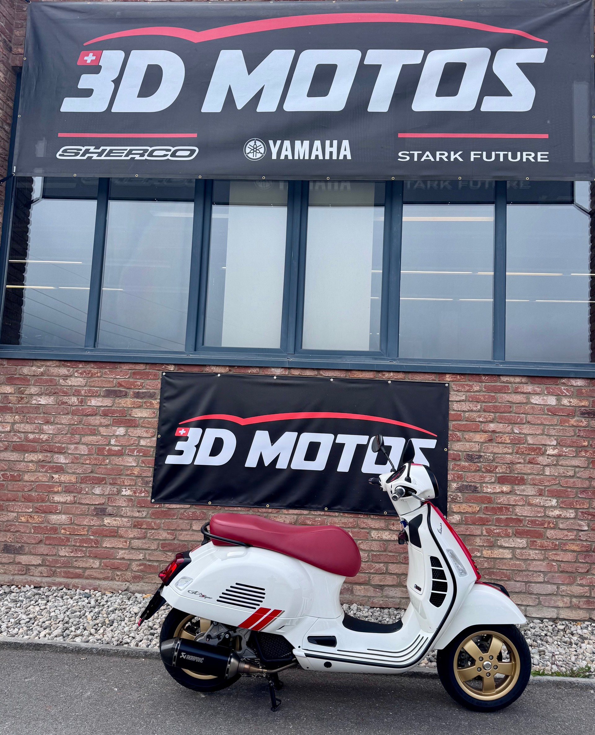 PIAGGIO Vespa GTS 125 i.e ABS-image-1