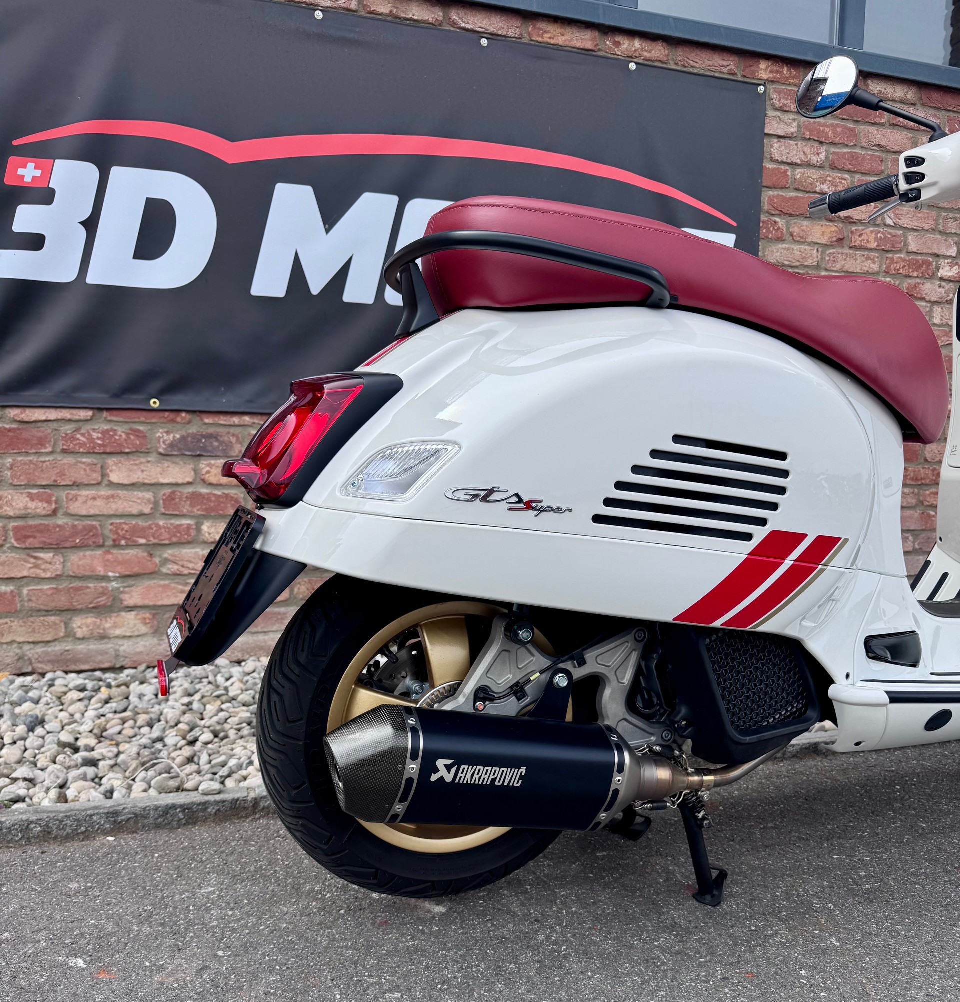 PIAGGIO Vespa GTS 125 i.e ABS-image-7