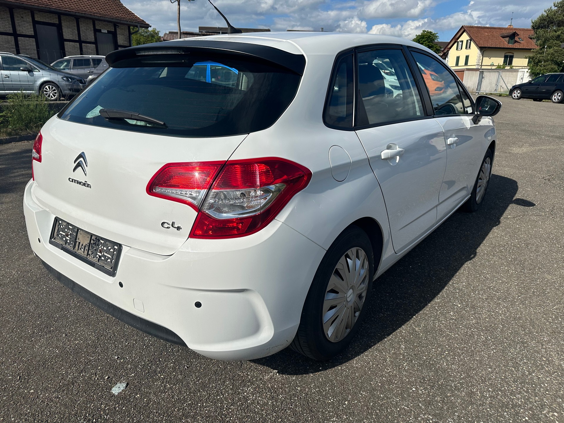 CITROEN C4 1.2 Pure Tech Live-image-4