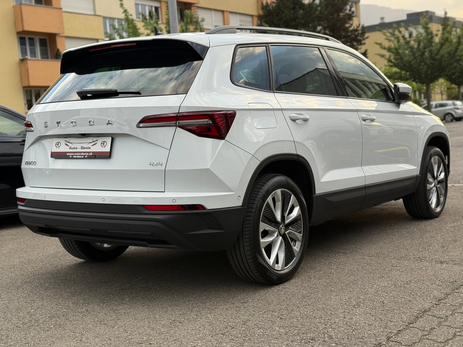 SKODA Karoq 2.0 TDI Style 4x4 DSG-image-4