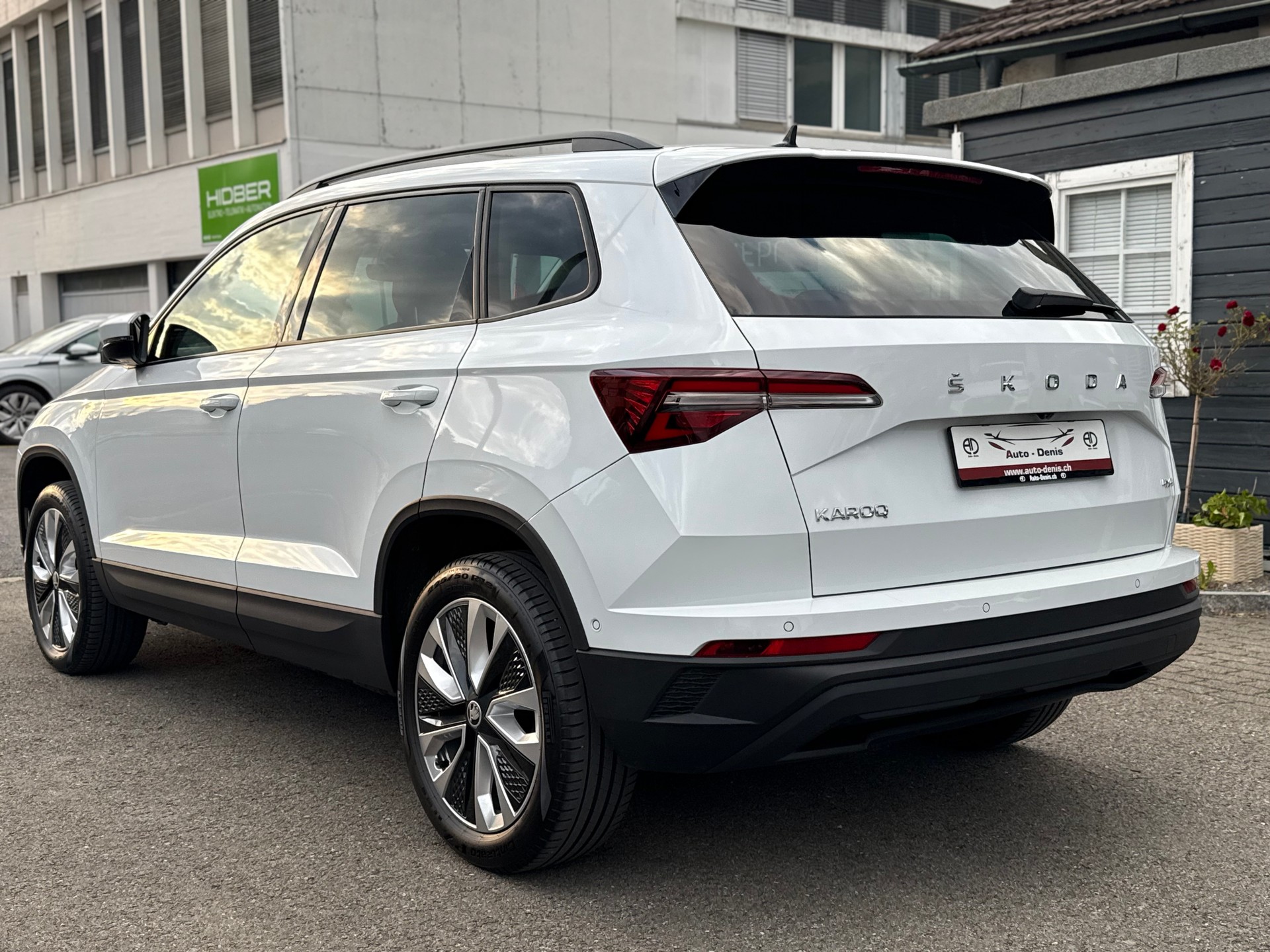SKODA Karoq 2.0 TDI Style 4x4 DSG-image-8