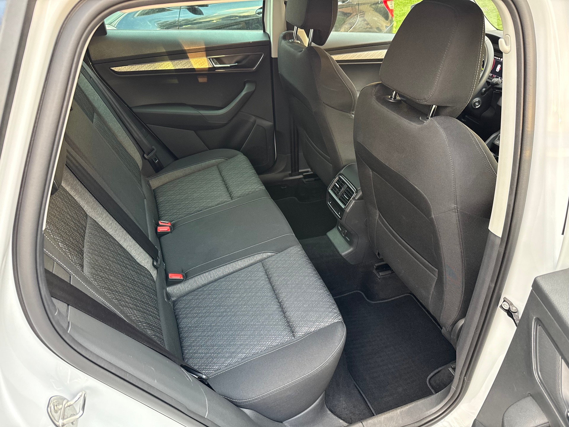 SKODA Karoq 2.0 TDI Style 4x4 DSG-image-22