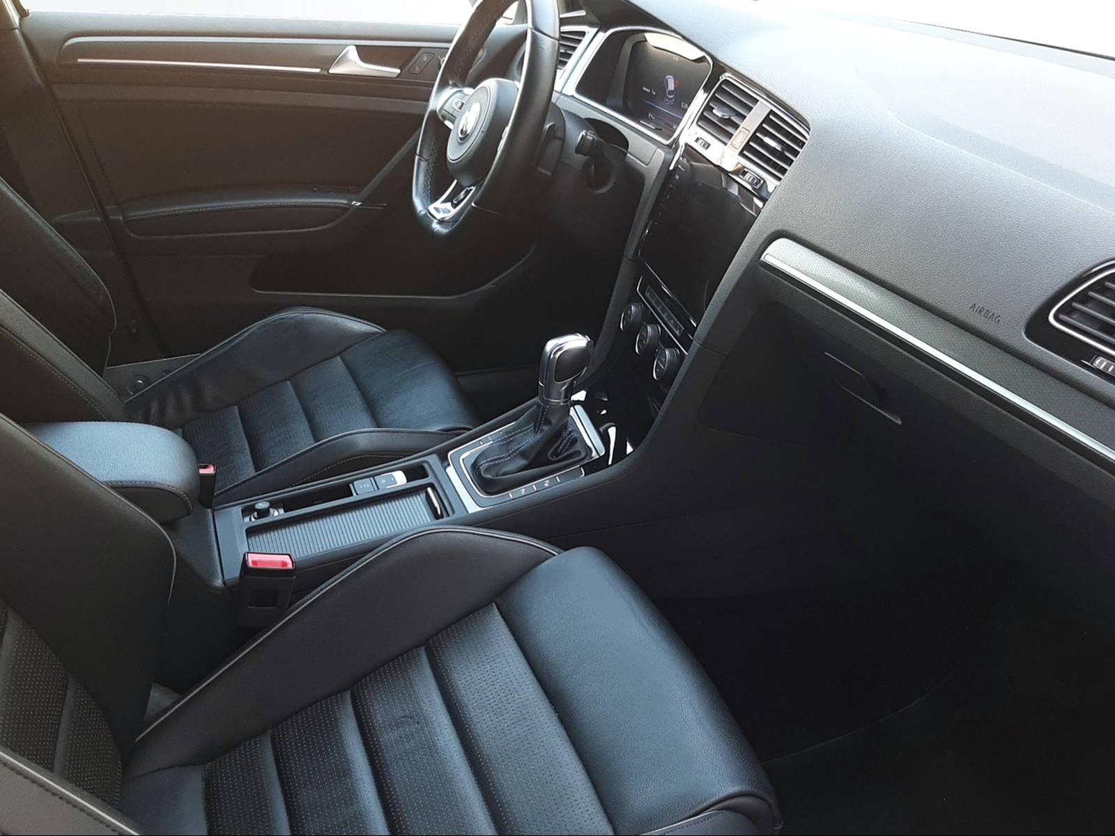 VW Golf VII 1.4 TSI Plug-In-Hybrid GTE DSG-image-12