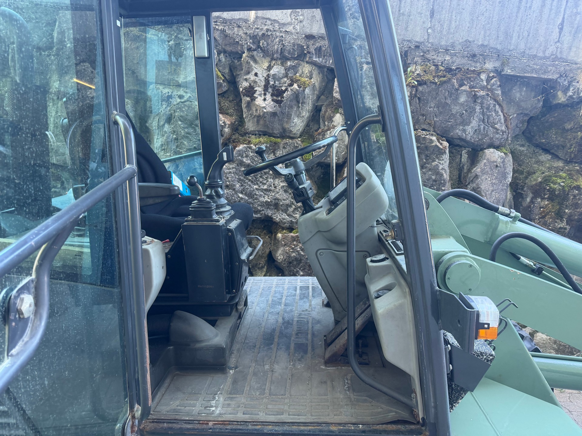 UNIMOG Kramer 320 4x4 Radlader-image-6