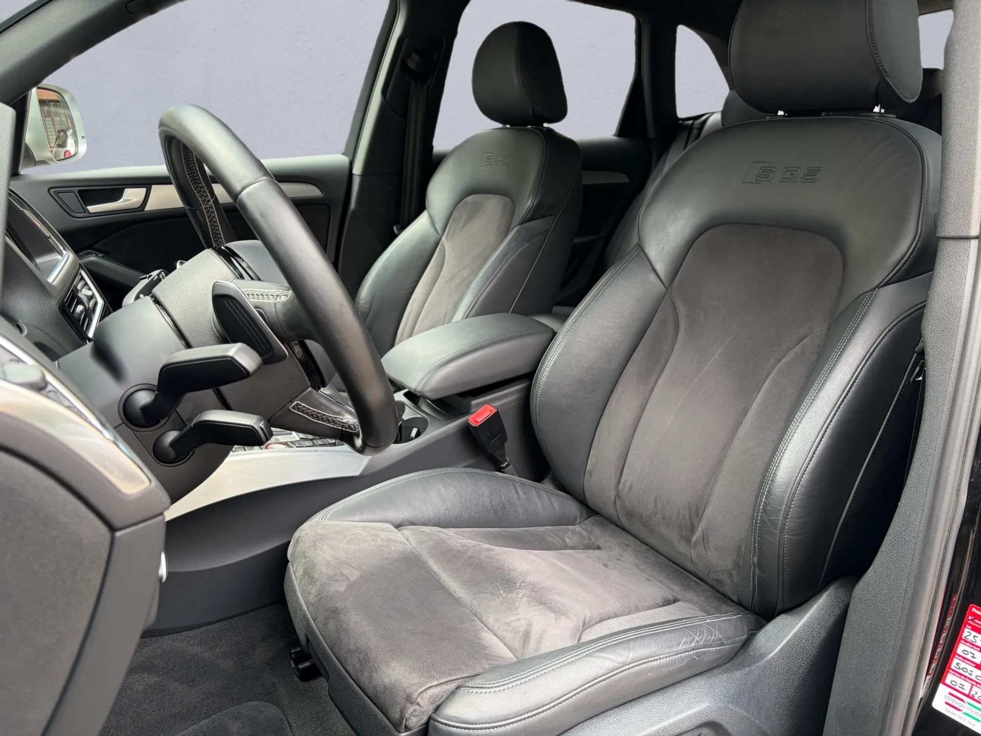 AUDI SQ5 3.0 TDI quattro tiptronic-image-8