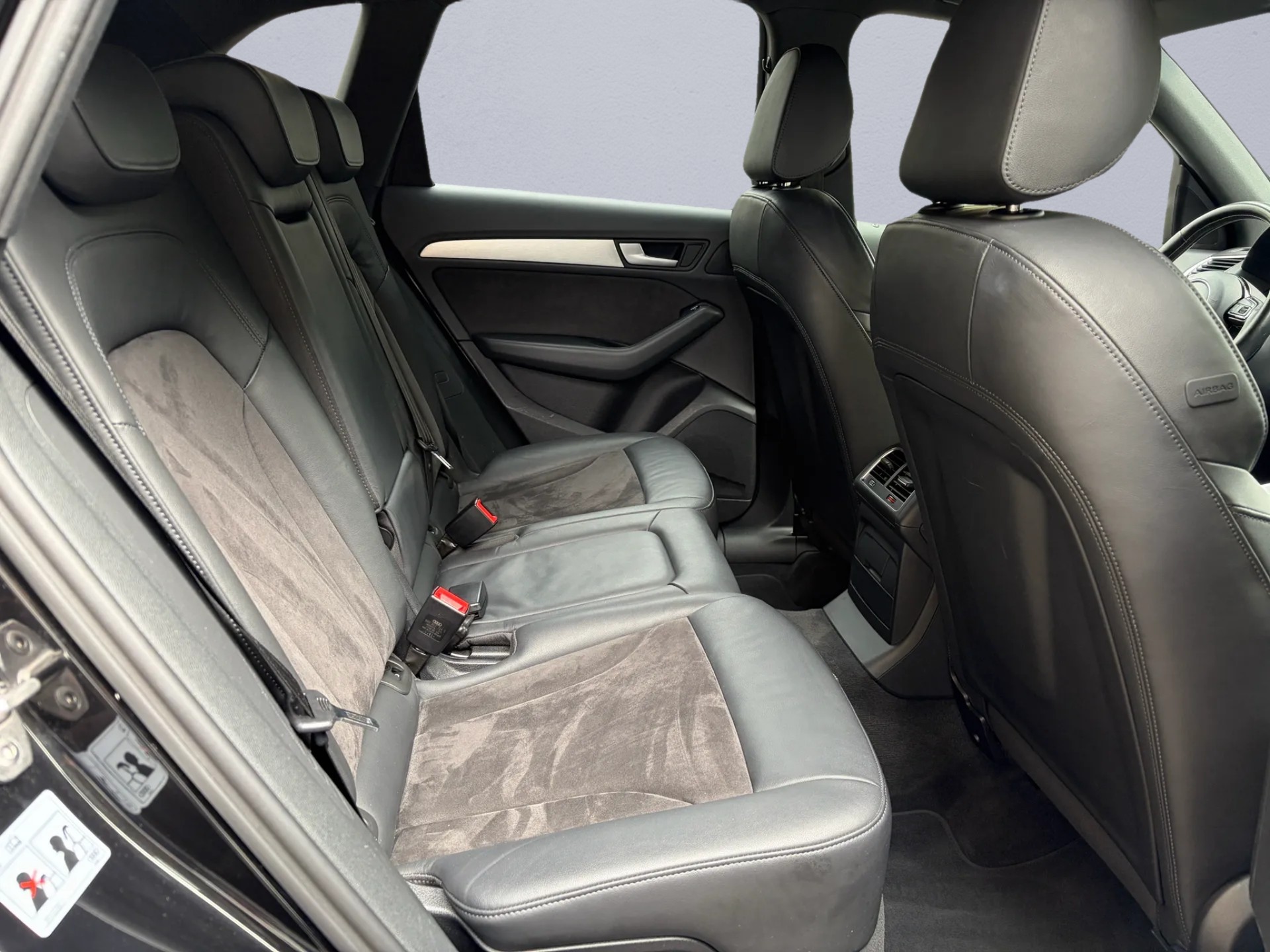 AUDI SQ5 3.0 TDI quattro tiptronic-image-12