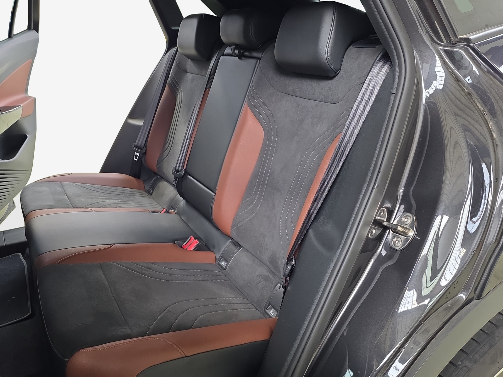 VW ID.4 Pro Performance 77 kWh-image-12