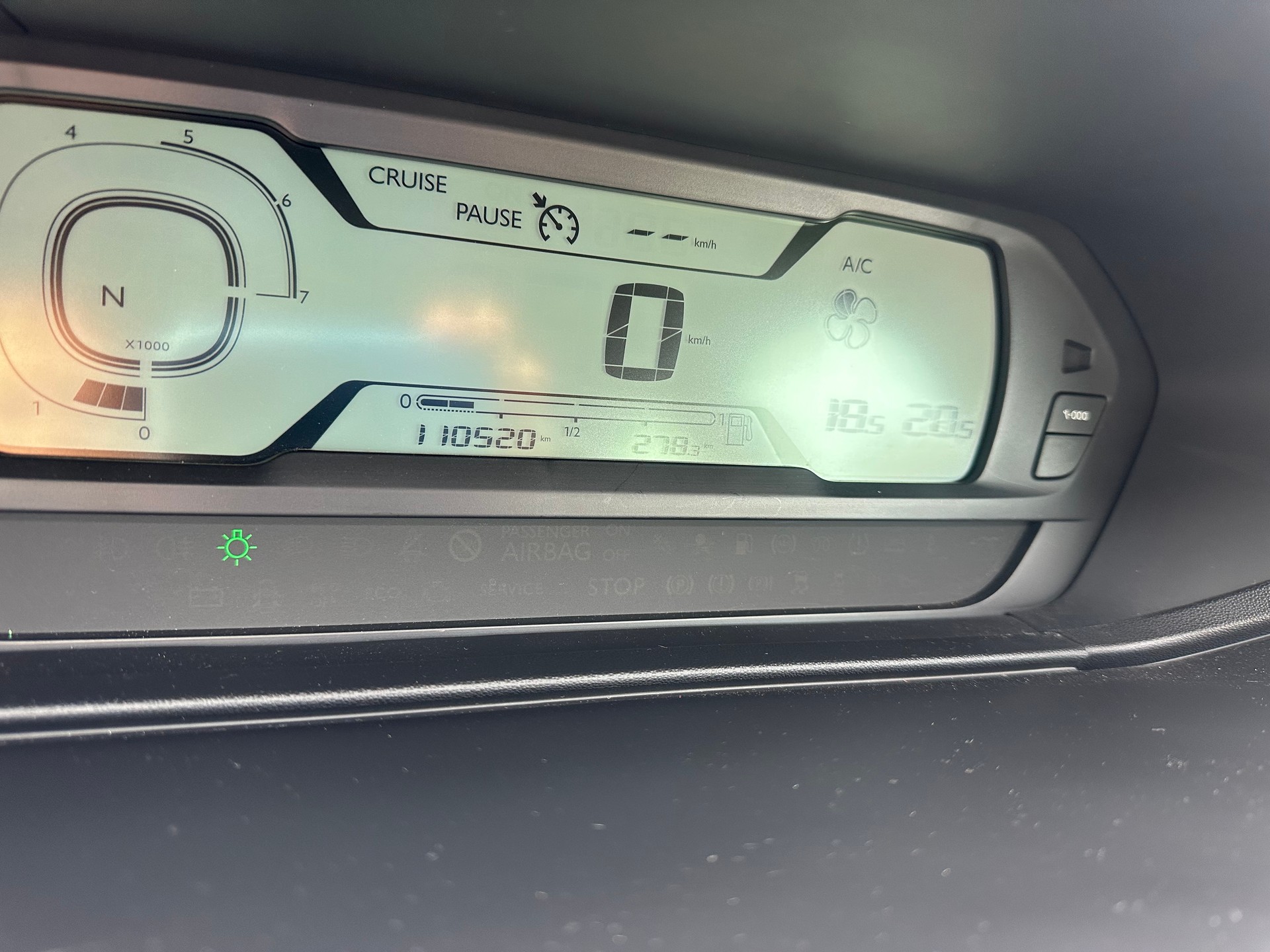 CITROEN C4 Picasso 1.6 e-HDi Intensive ETG6-image-7