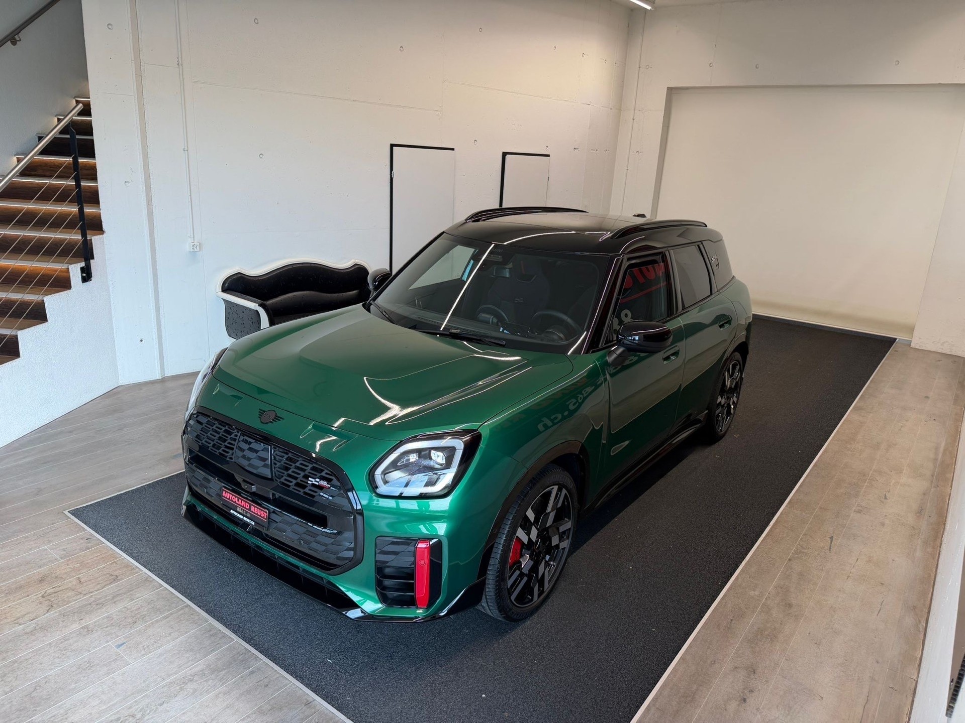 MINI Countryman John Cooper Works ALL4 Steptronic-showroom-element-1