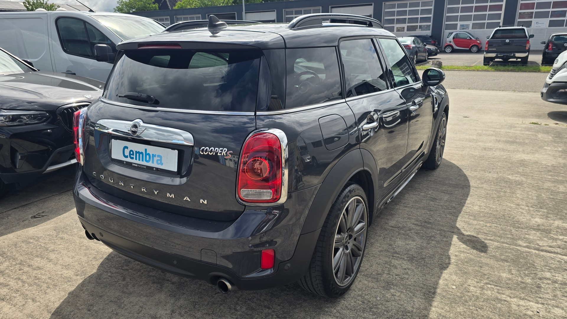 MINI Countryman Cooper S FWD Steptronic-image-4