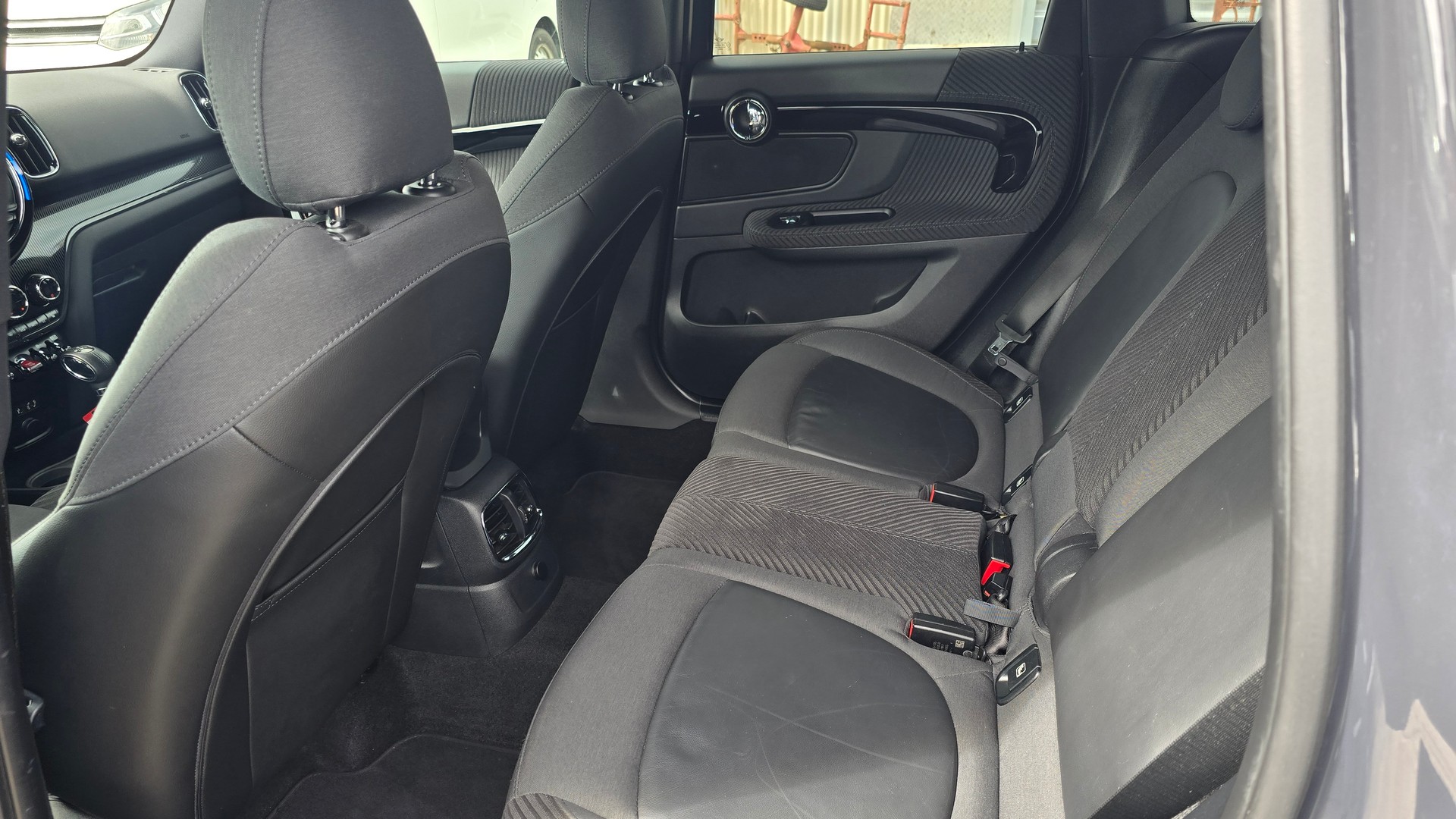 MINI Countryman Cooper S FWD Steptronic-image-7